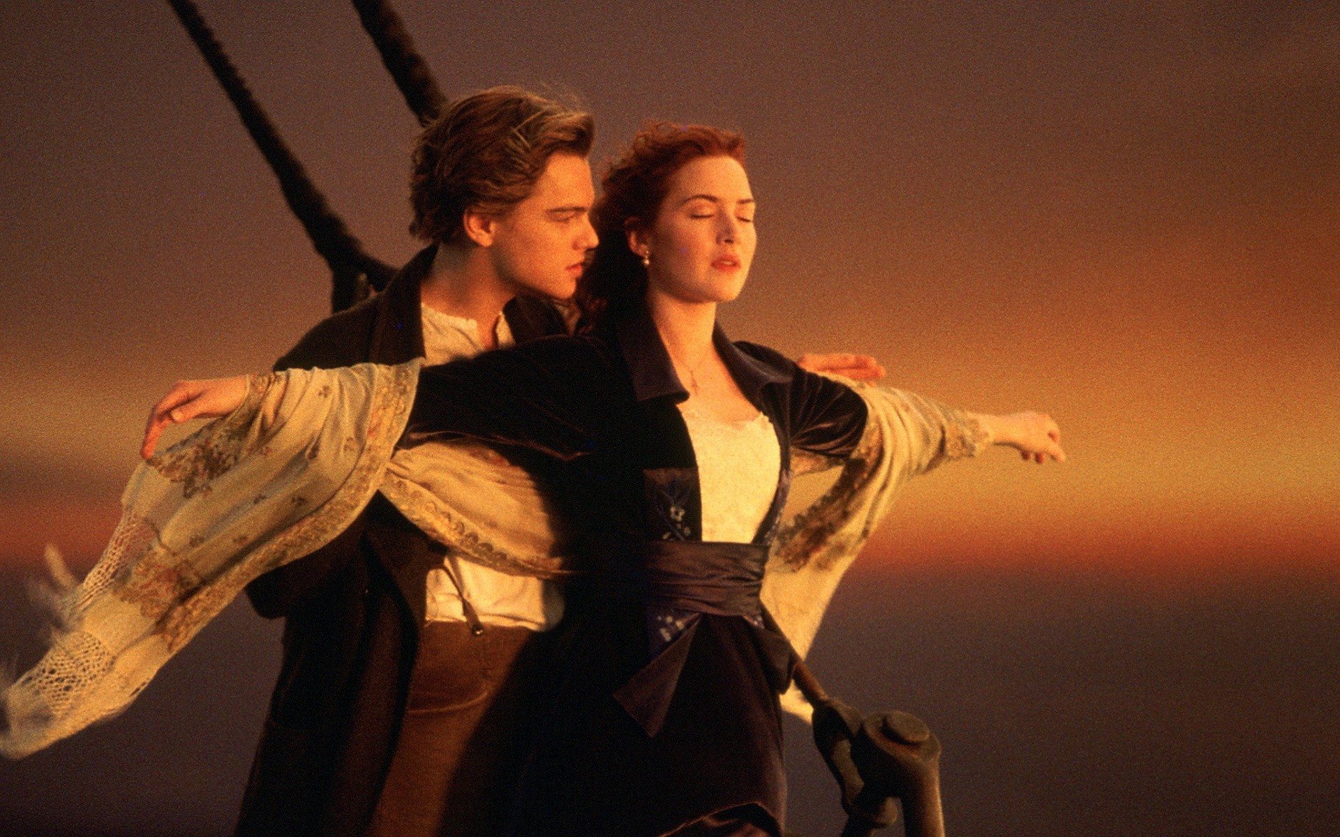 1920x1200 2286x1600 HD Wallpaper and background photos of Jack & Rose - TITANIC for  fans of Titanic images.