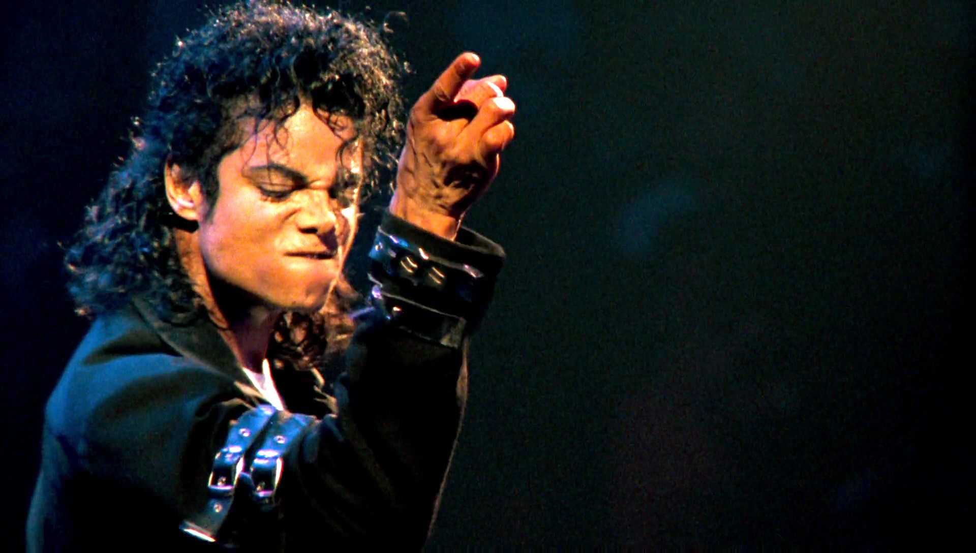 1920x1088 Lisez l'article ici :Ouverture des dÃ©bats dans le procÃ¨s entre la famille  de Michael Jackson et AEG