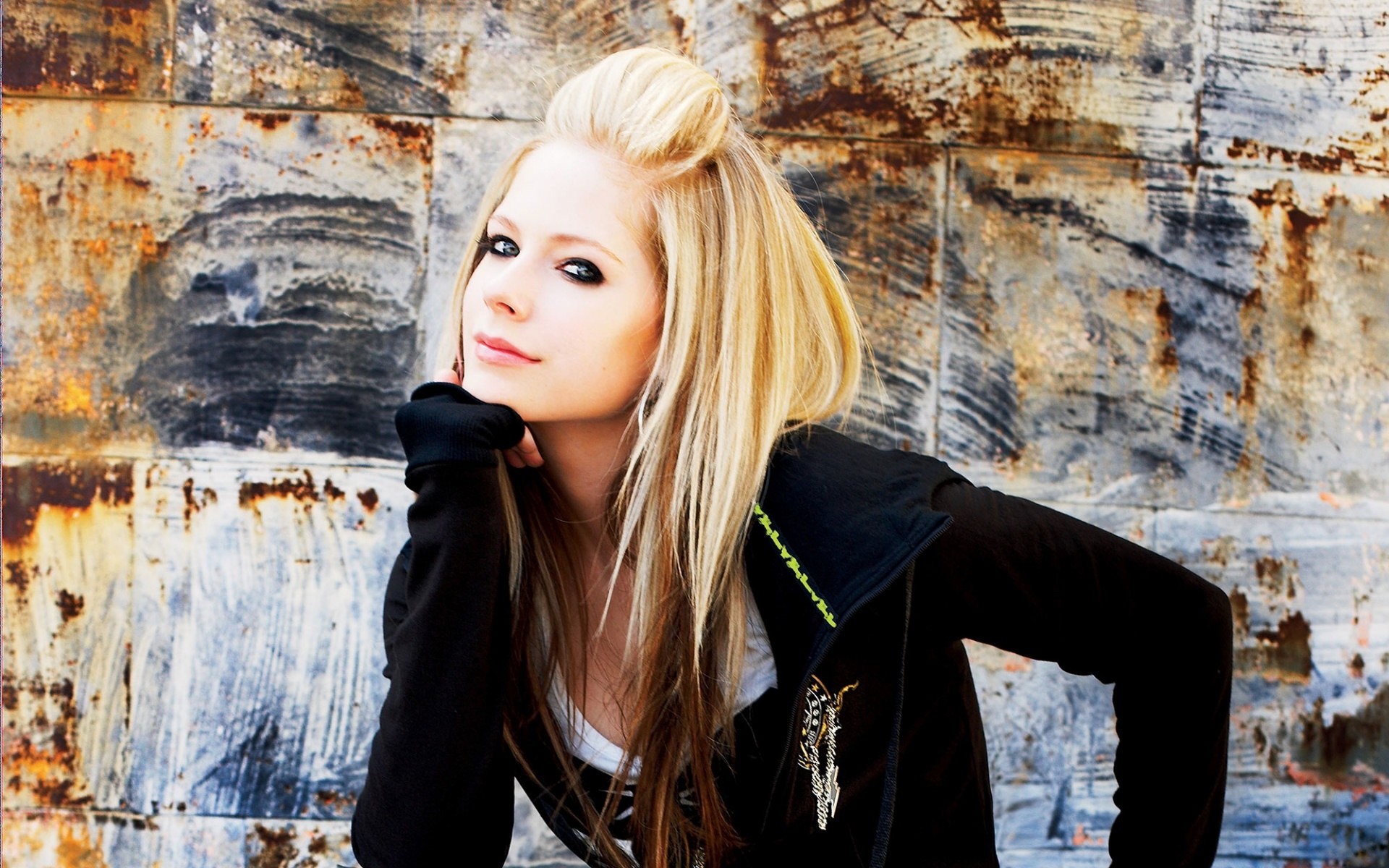 1920x1200 Avril Lavigne HD Wallpapers