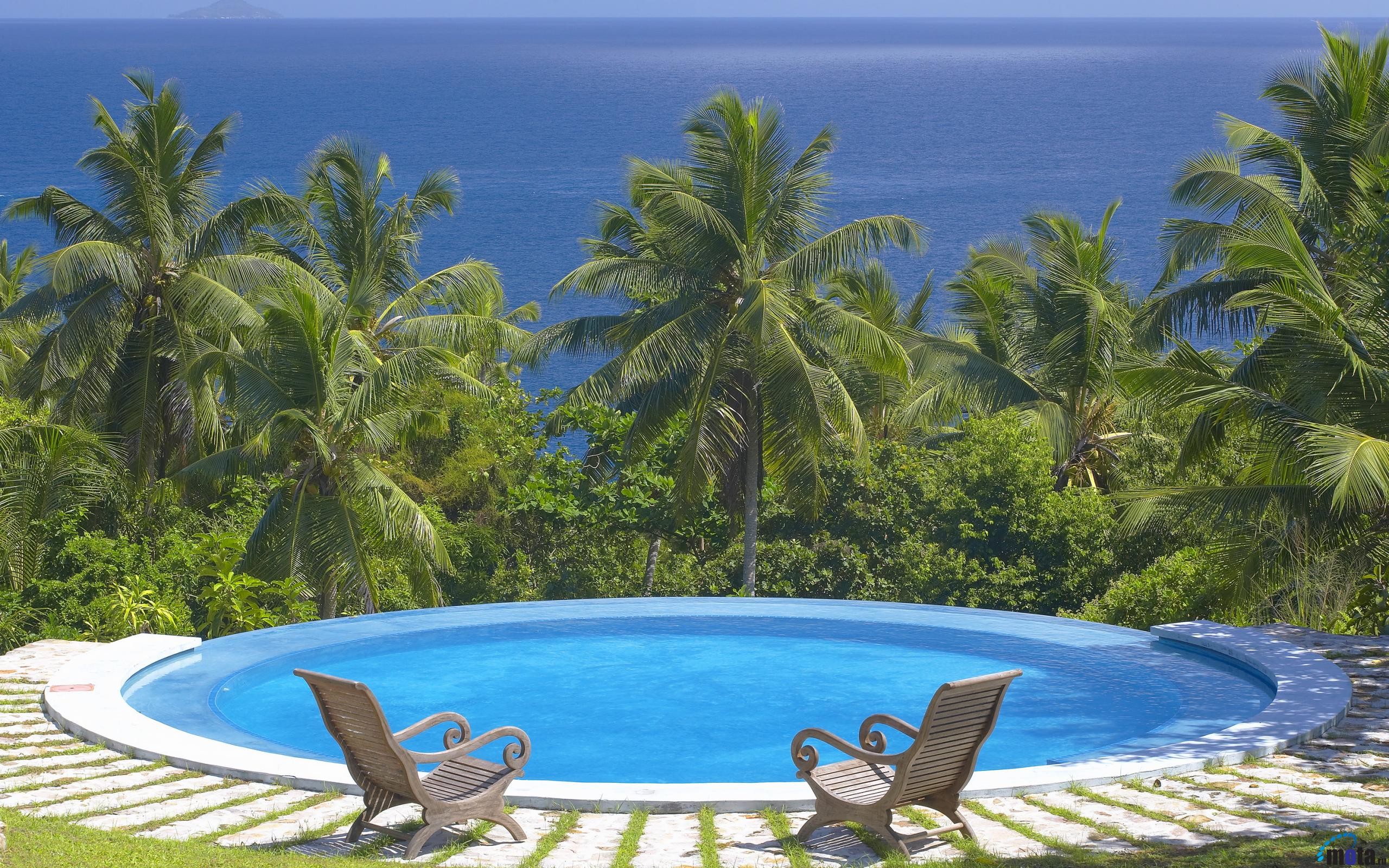 2560x1600 Download Wallpaper Swimming pool on the Indian Ocean, Seychelles (2560 .