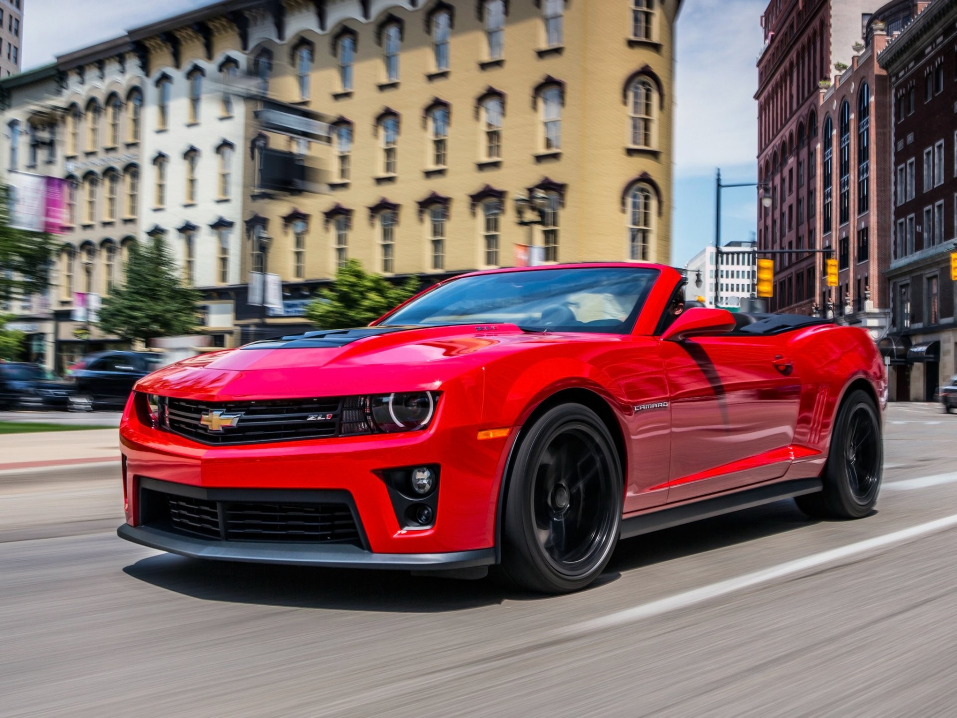 1920x1440 chevrolet camaro zl1 convertible vehicles machine chevrolet camaro  convertible red motion road town buildings cars red