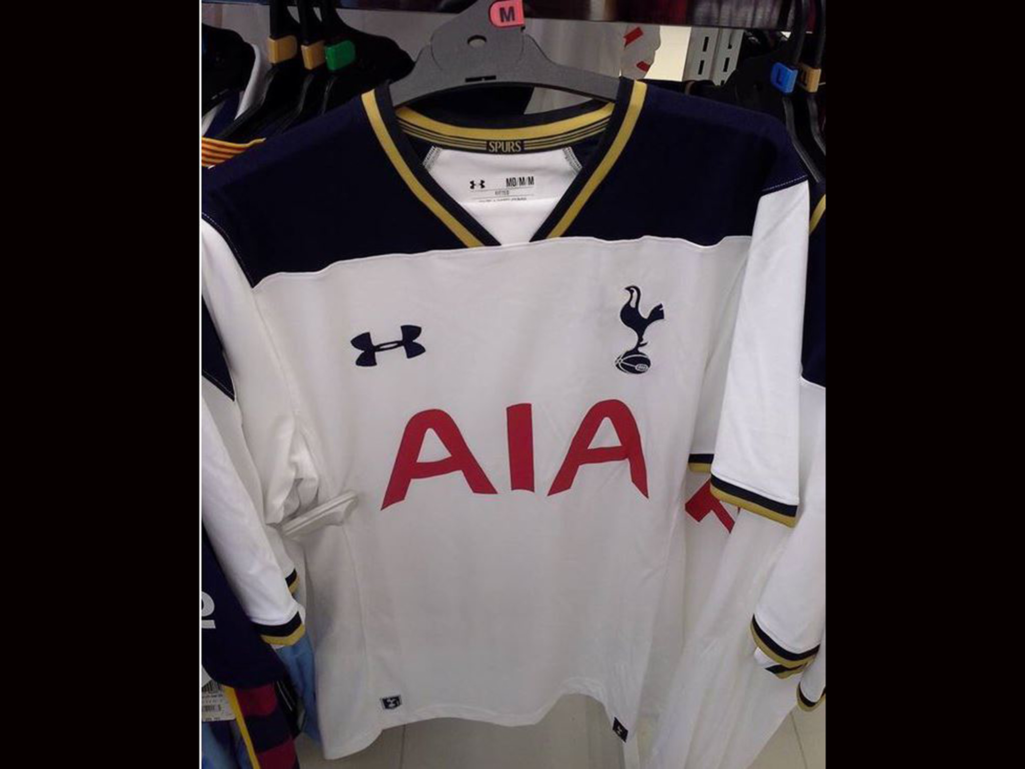 2048x1536 Tottenham kit leak: Spurs jersey spotted in a shop in Australia | The  Independent