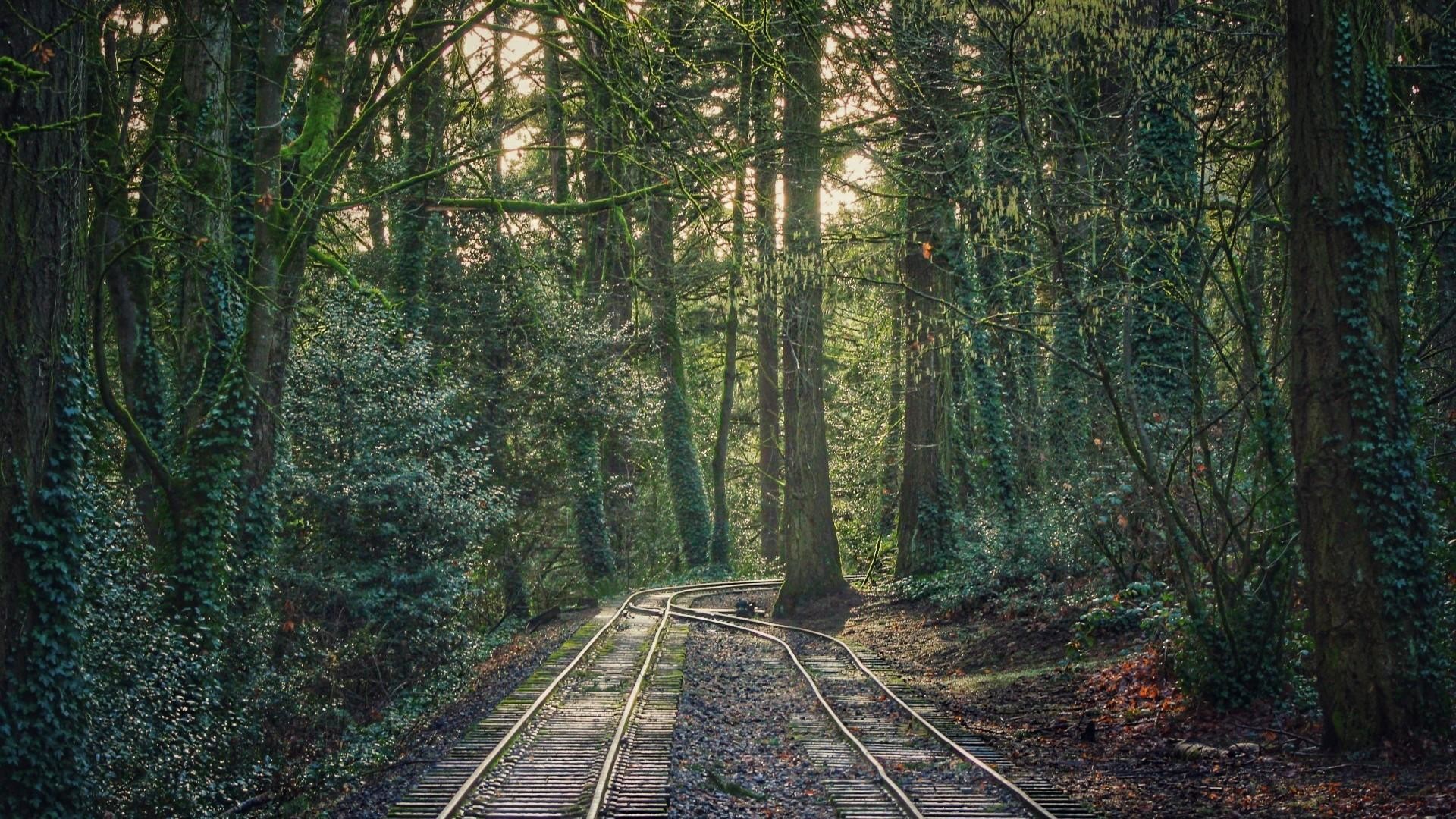 1920x1080 Train tracks in Portland Oregon () ...