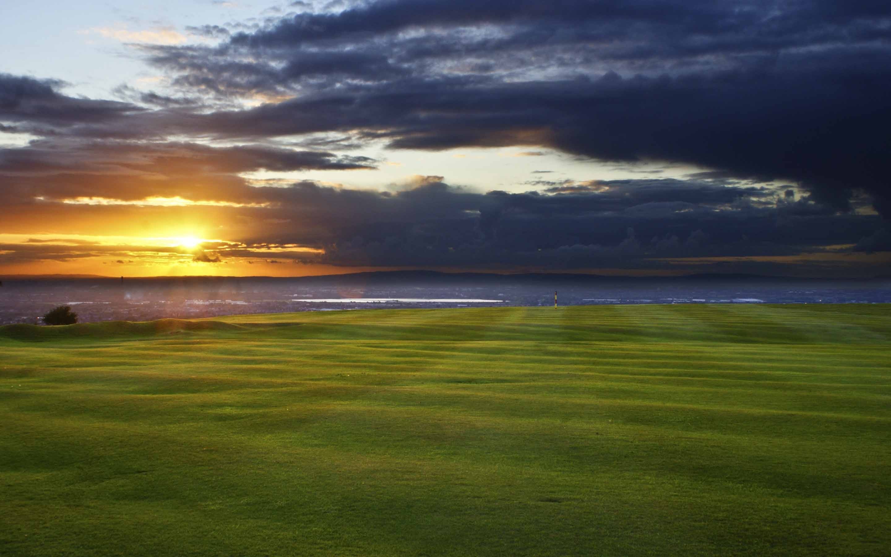 2880x1800 Worneth Low Golf Course Mac wallpaper