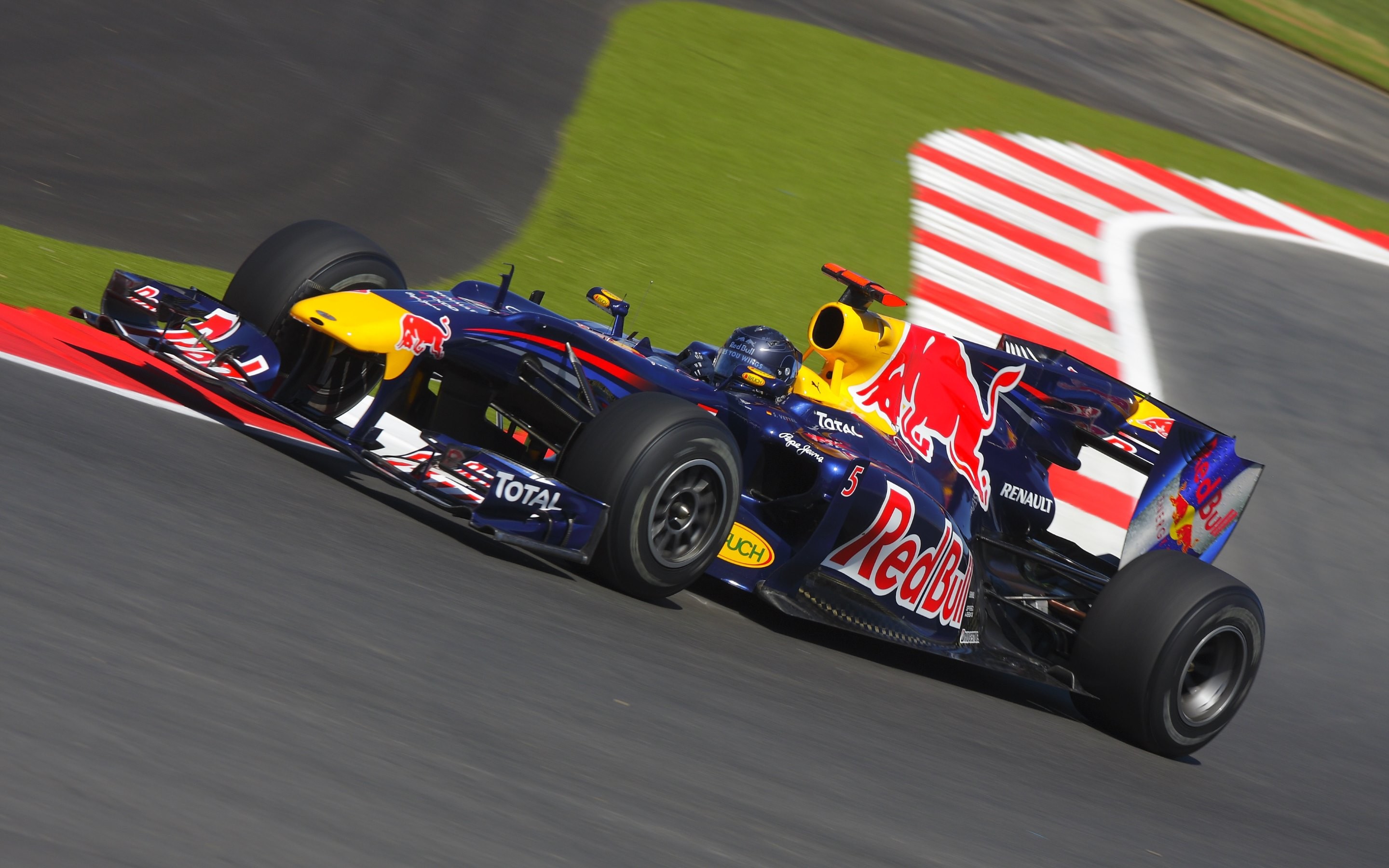 2880x1800 4K HD Wallpaper: Best of Formula 1 from Silverstone circuit - Sebastian  Vettel, Red Bull