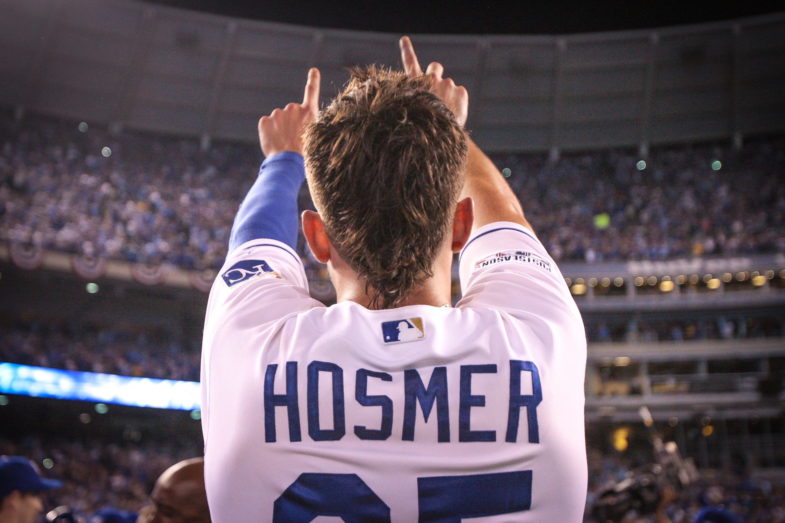 2700x1800 September 30, 2014: Kansas City Royals first baseman Eric Hosmer (35) points