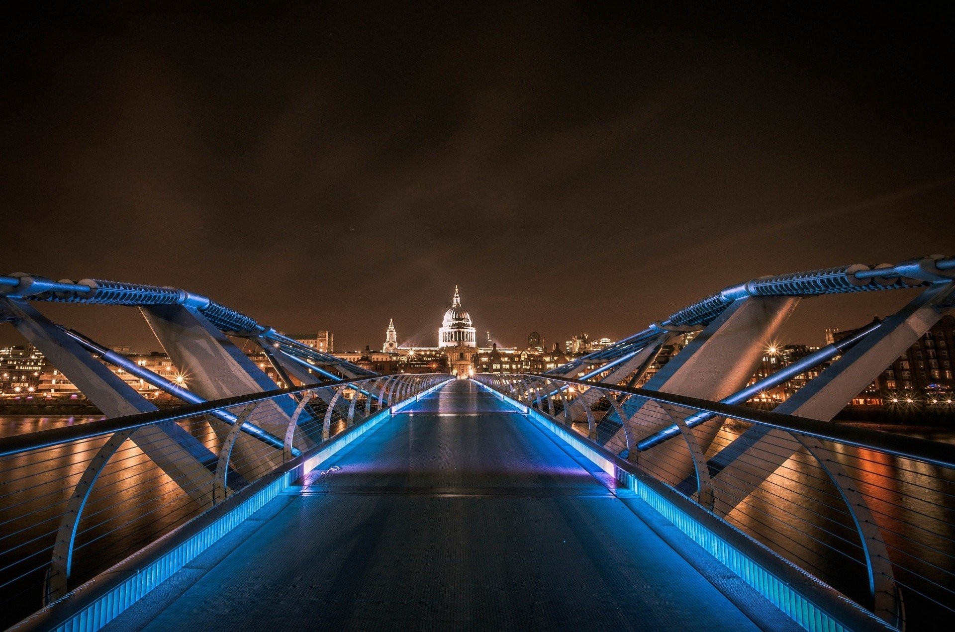 1920x1271 london bridge light night town