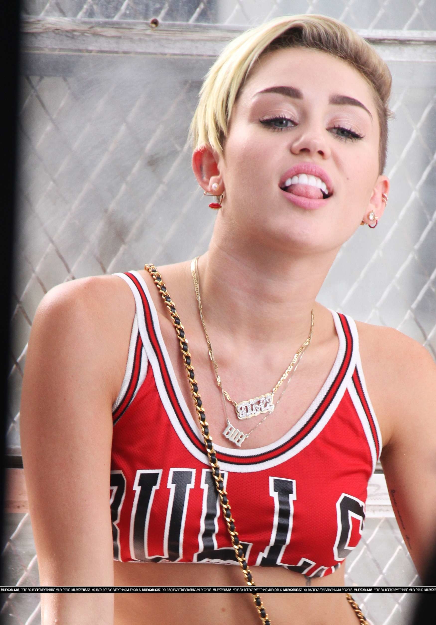 1750x2507 Miley Cyrus 23 Music Video Portraits 16 Full Size 