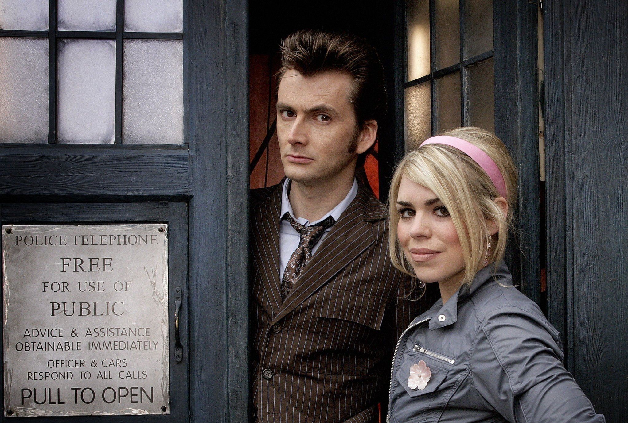 2045x1379 david tennant doctor who billie piper tenth doctor tardis rose tyler  Wallpapers HD / Desktop and Mobile Backgrounds