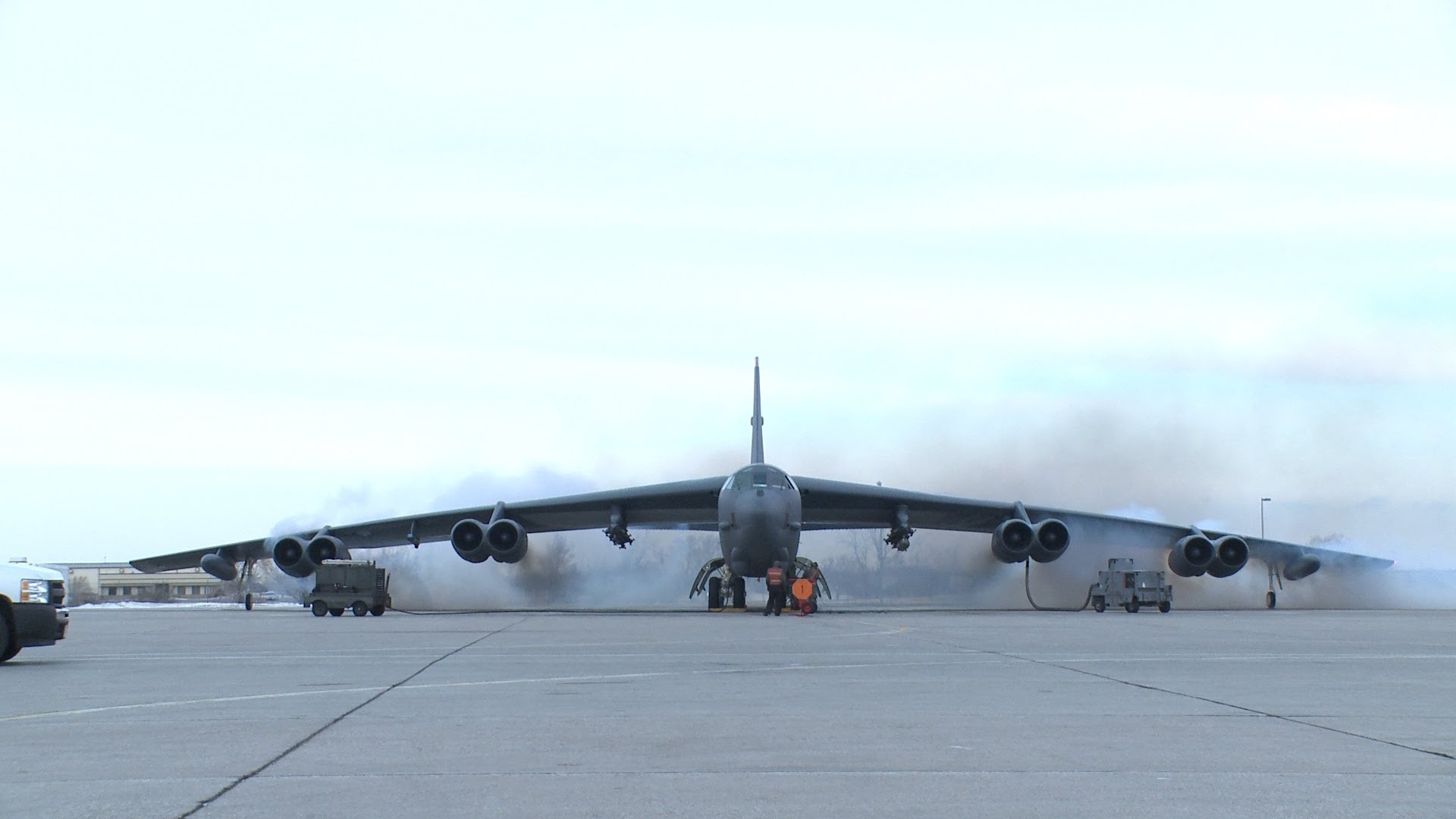 1920x1080 Minot Air Force Base B-52 Ground Support