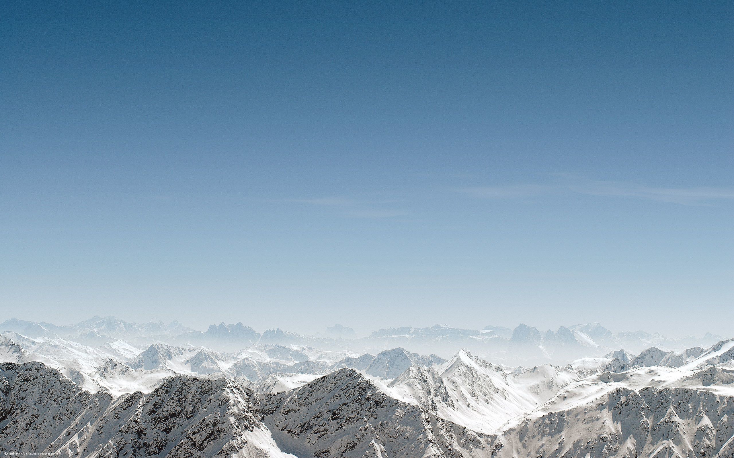 2560x1600 Wallpaper mountains, simple, sky, blue sky, snow desktop wallpaper .