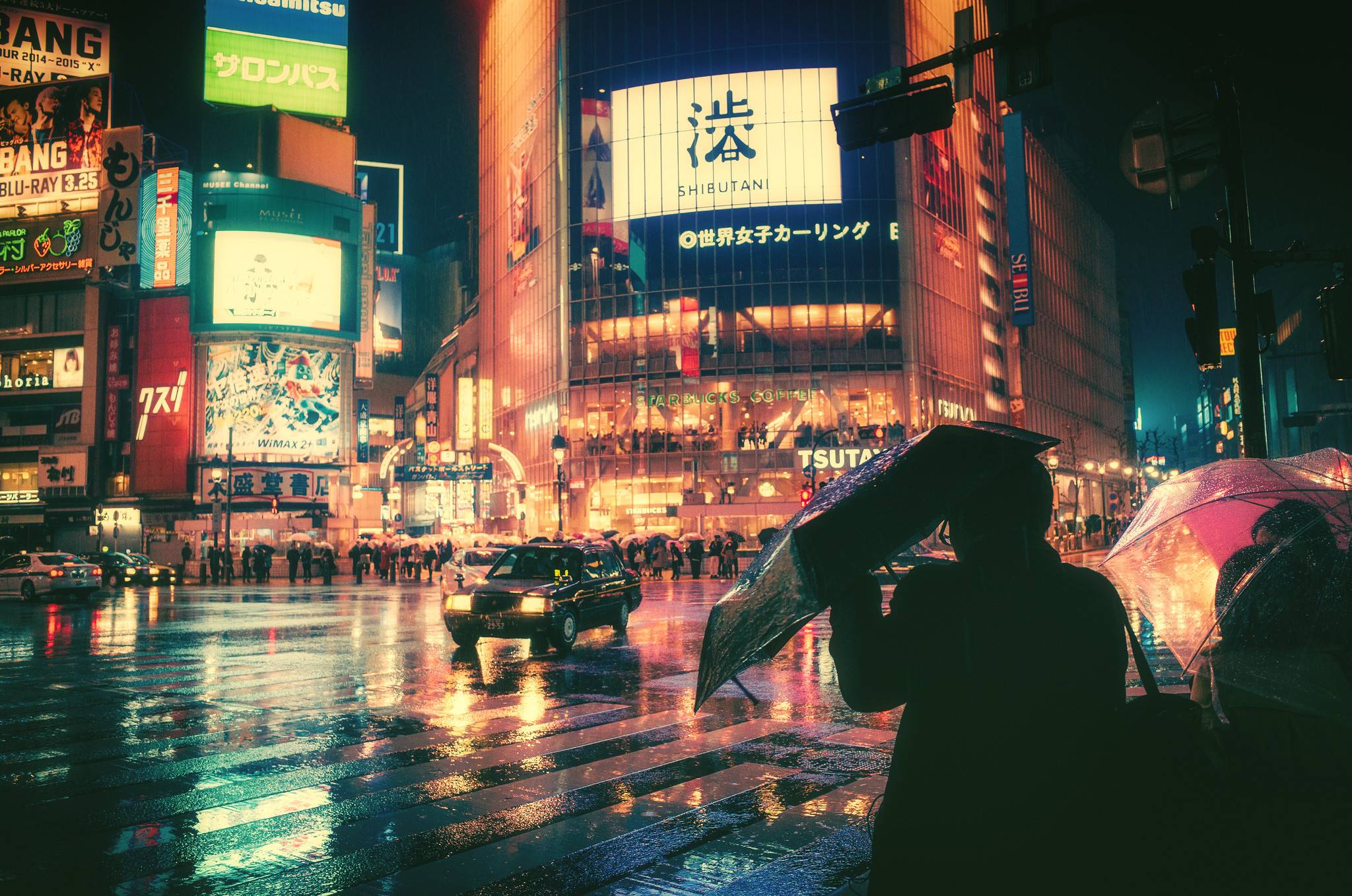 2048x1357 Colorful atmospheric urban Japan wallpaper photography intersection rainy  night lights umbrella