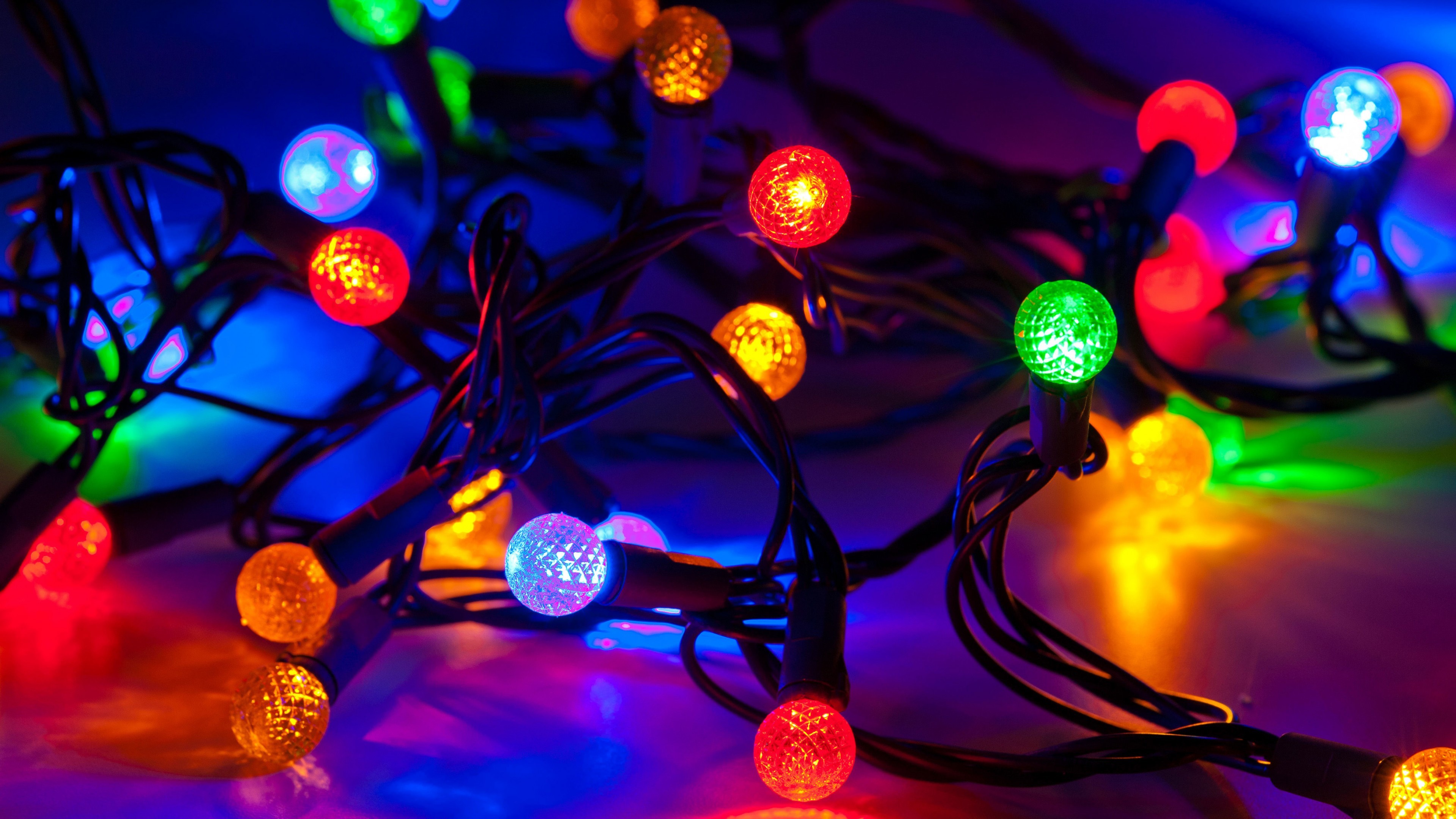 3840x2160 Tags: Christmas lights ...