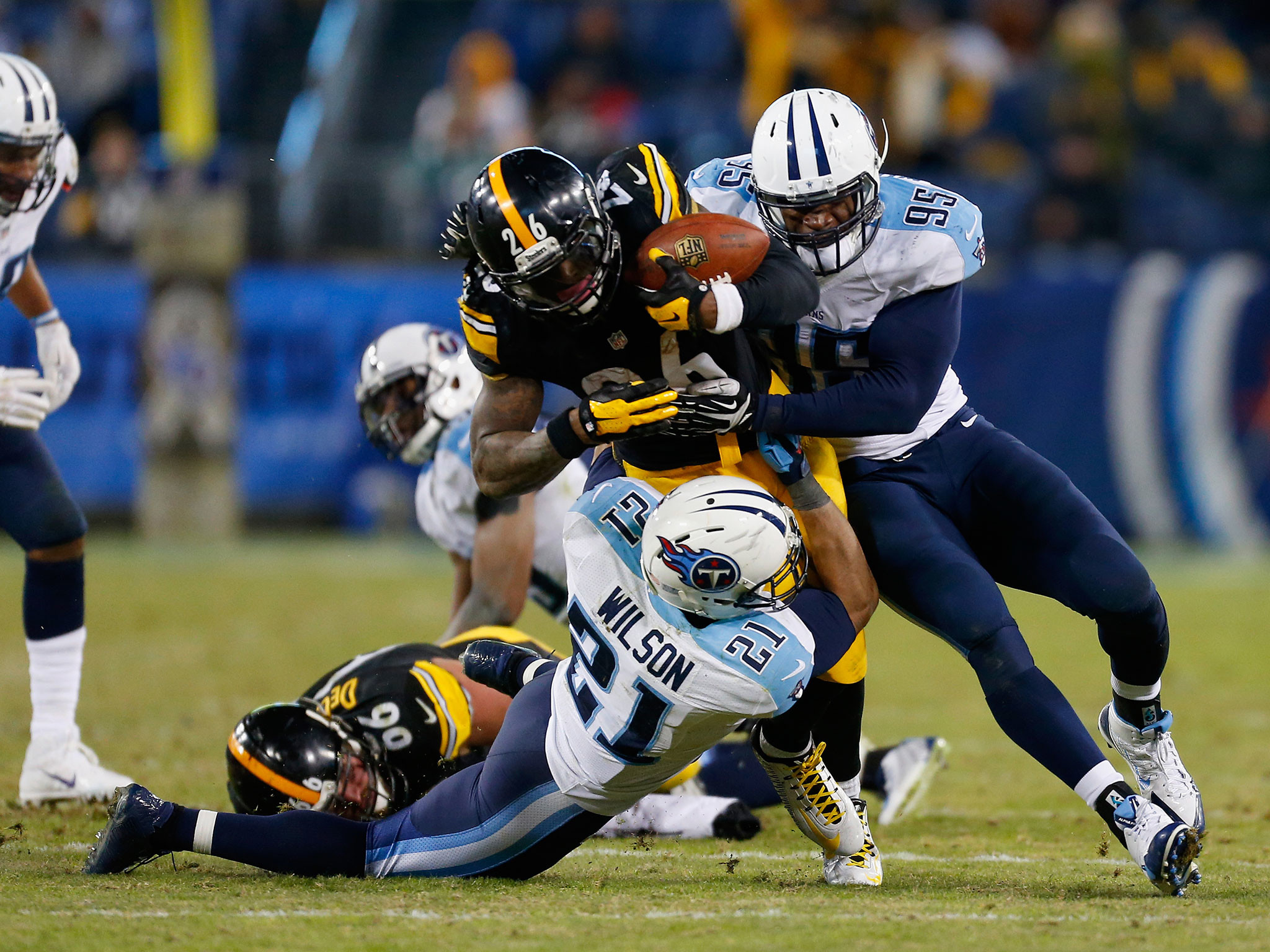 2048x1536 Pittsburgh Steelers vs Tennessee Titans match report: Le'Veon Bell and Ben  Roethlisberger drag Steelers to comeback victory | The Independent
