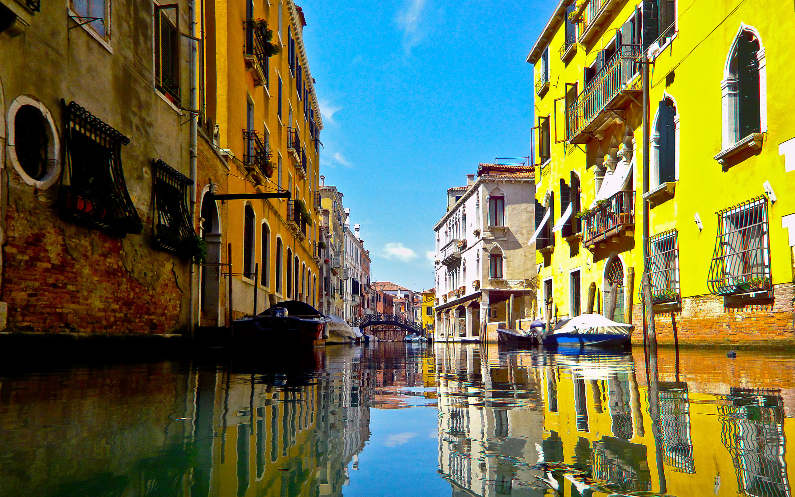 2560x1600 Venice Italy Background Download Free.