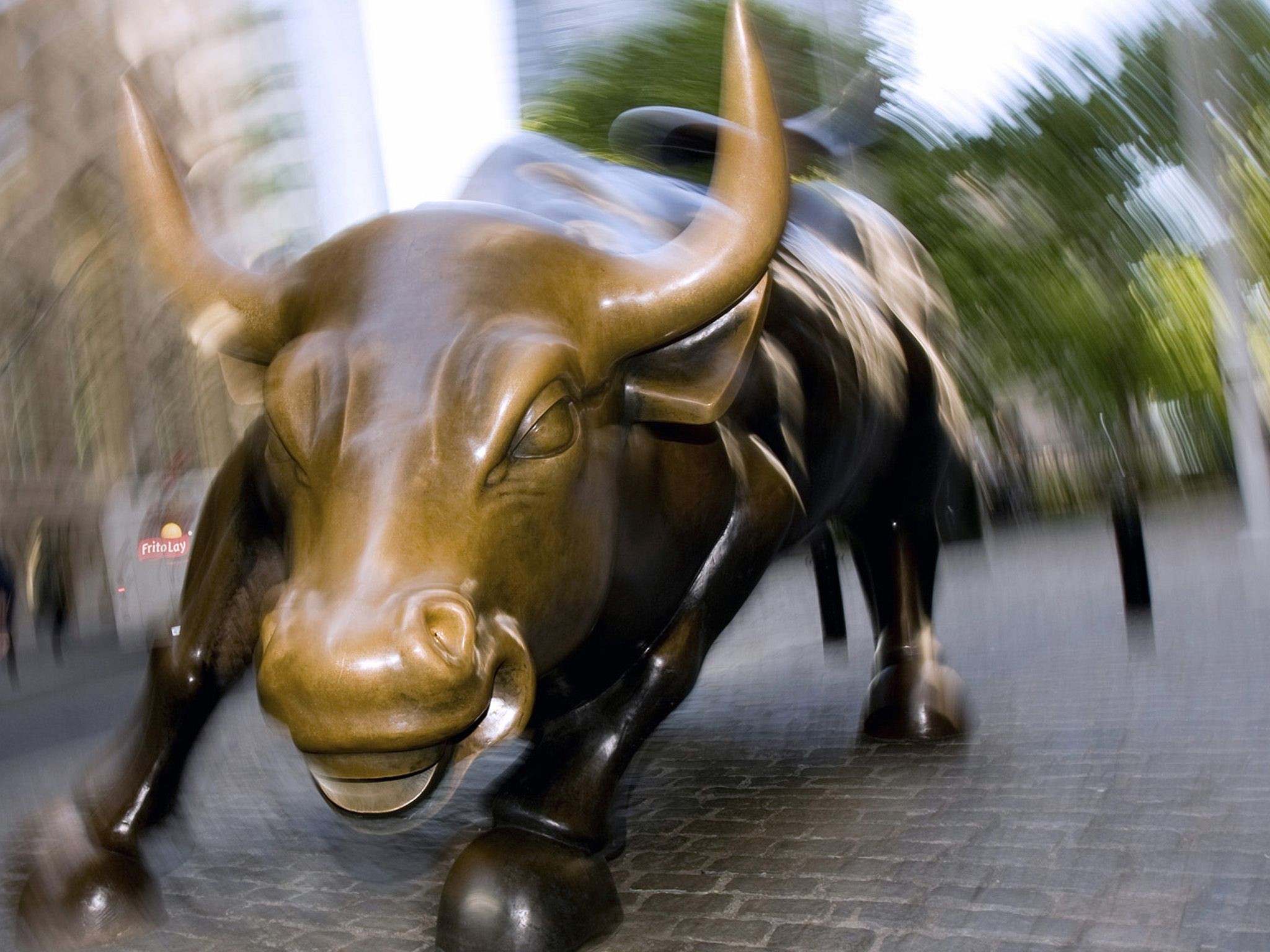 2048x1536 Wall Street bull