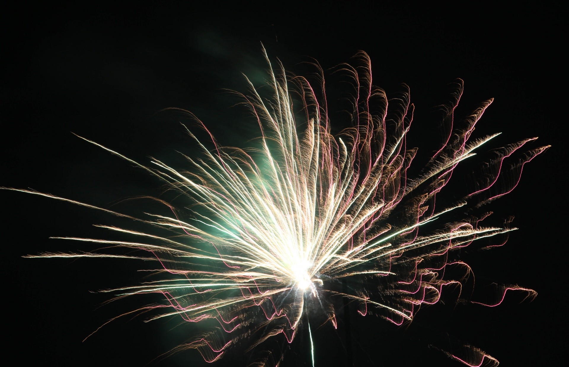 1920x1240 Fireworks Background 02