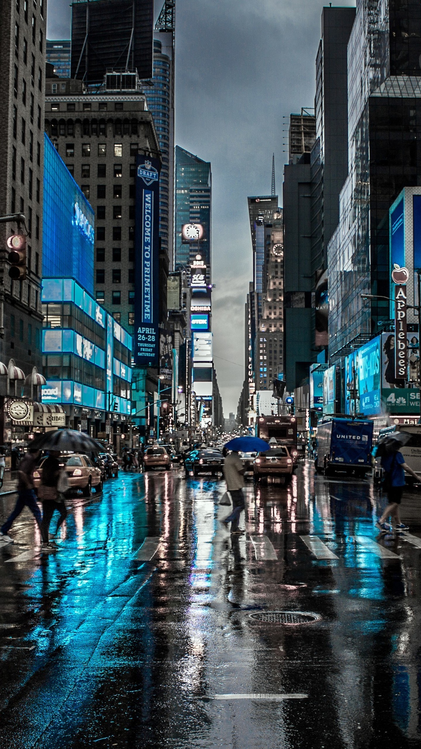 1440x2560 New York City Street Reflection Motion Blur Dark 4k (Samsung Galaxy S6,S7  ,Google Pixel XL ,Nexus 6,6P ,LG G5)