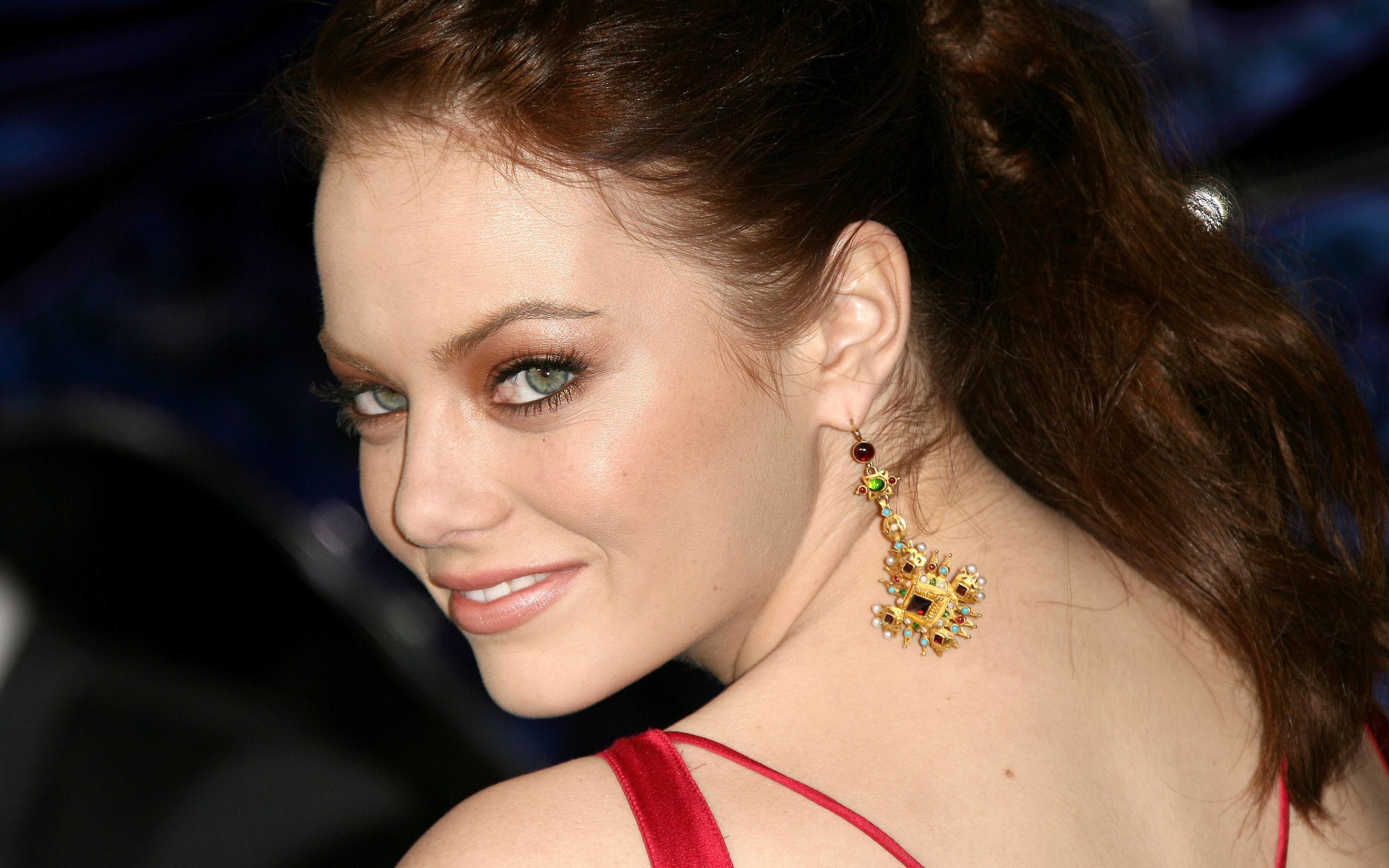 3200x2000 Emma Stone in Zombieland Wallpapers | HD Wallpapers
