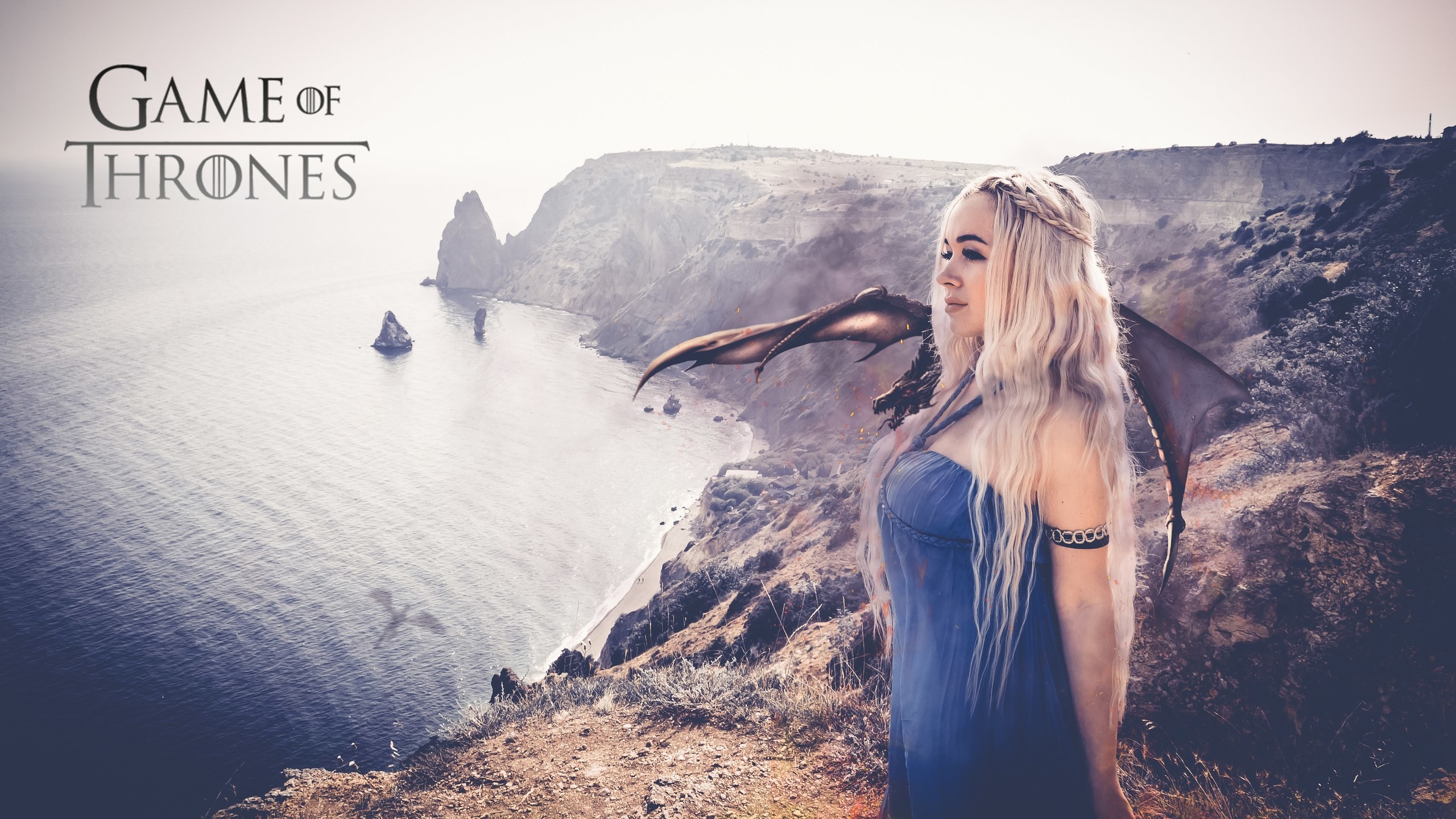 2560x1440 Women - Cosplay Game Of Thrones Daenerys Targaryen Wallpaper
