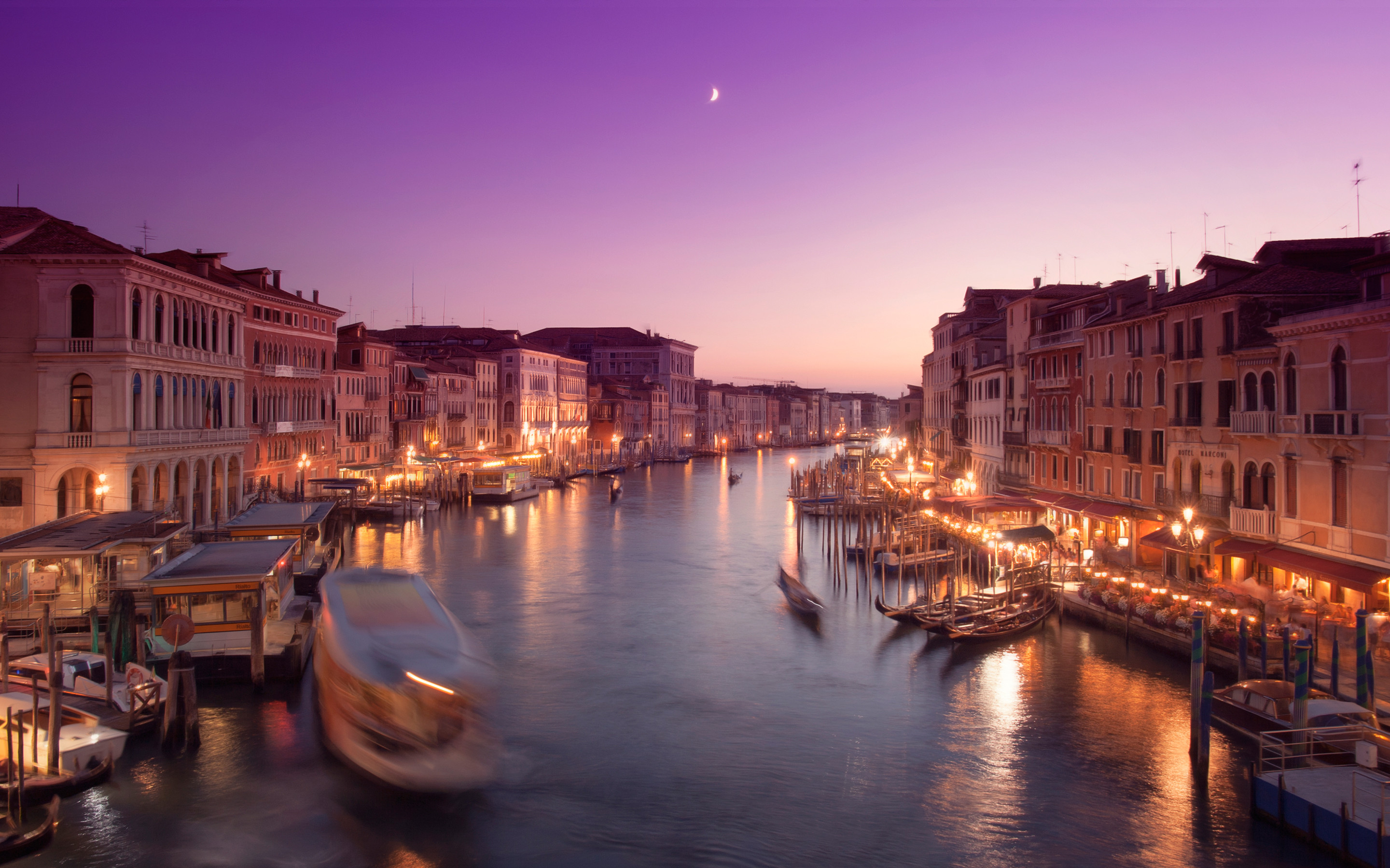 2880x1800 High-resolution desktop wallpaper Venice Classic by fotografieloft