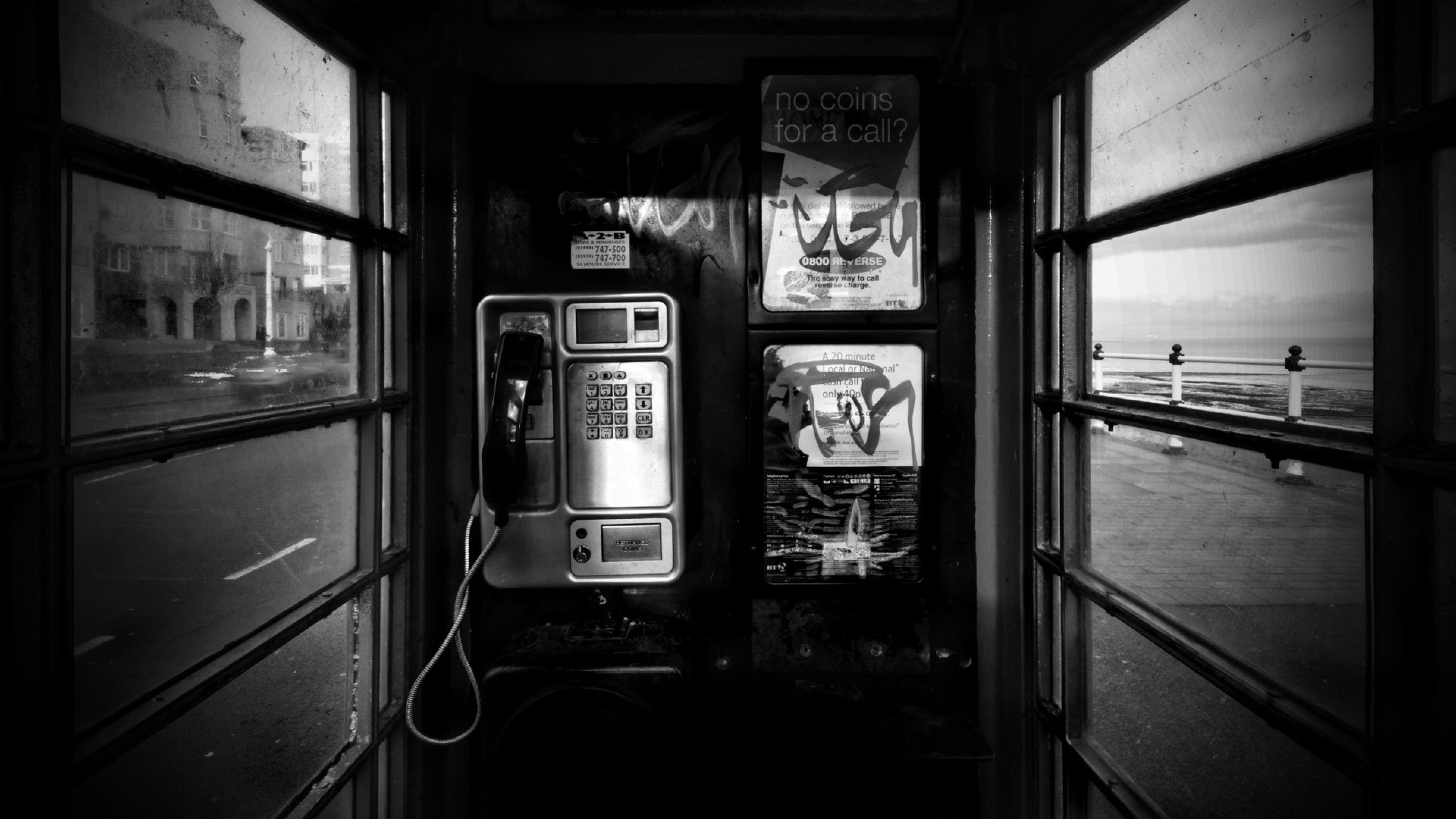 3840x2160  Wallpaper phone, booth, black white, city