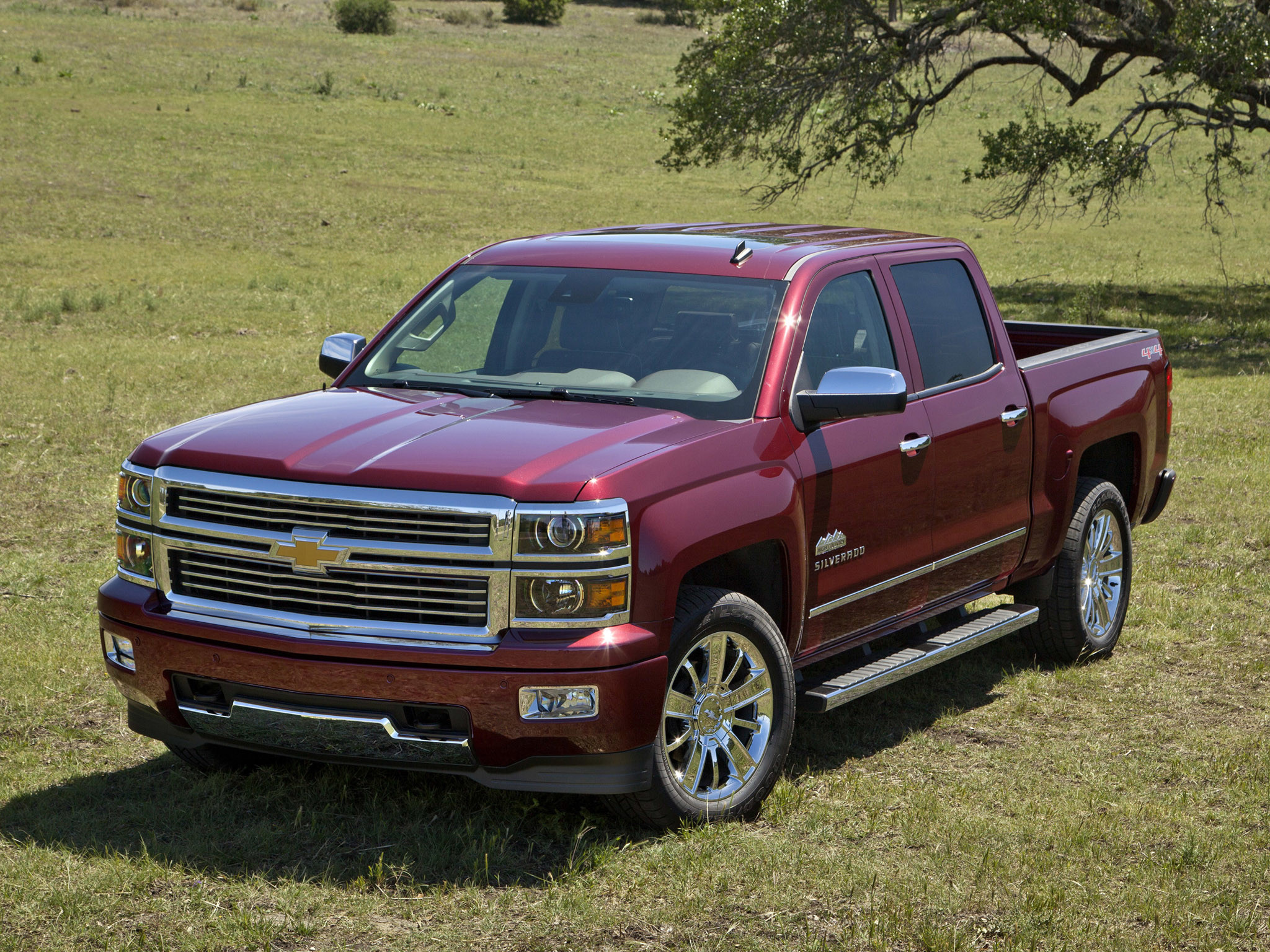 2048x1536 First big purchase once im hired, a 2015 burgundy Chevrolet Silverado truck