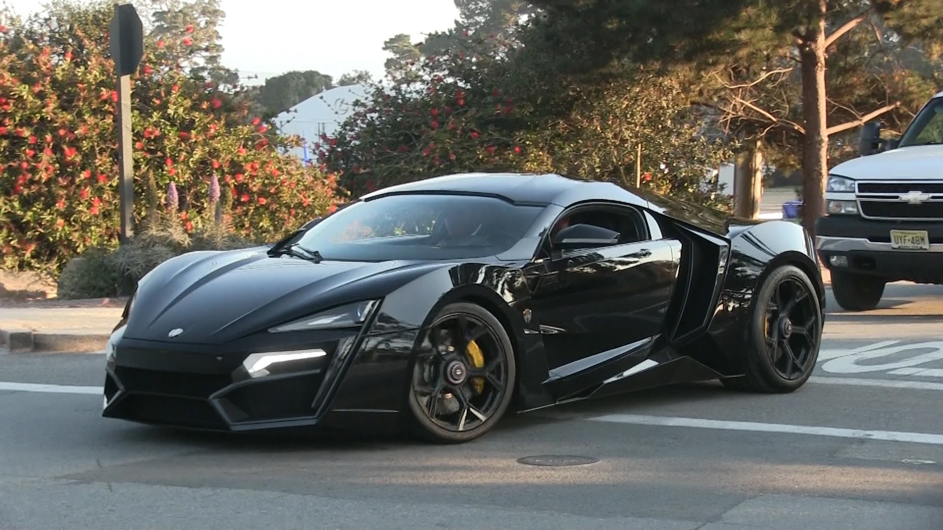 W Motors Lykan Hypersport