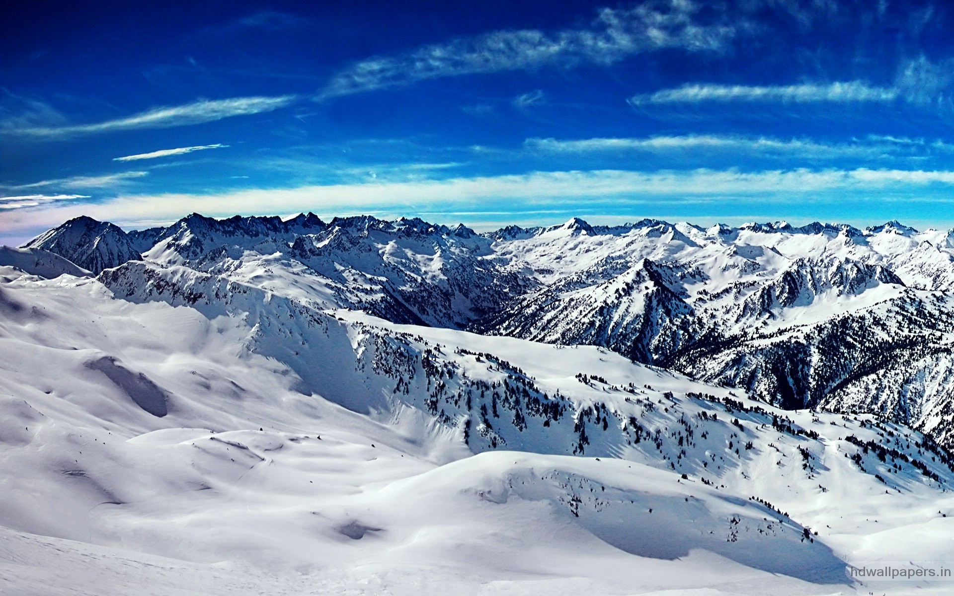1920x1200 Beautiful scene of snow on the mountains and blue sky is a lovely present.  Description