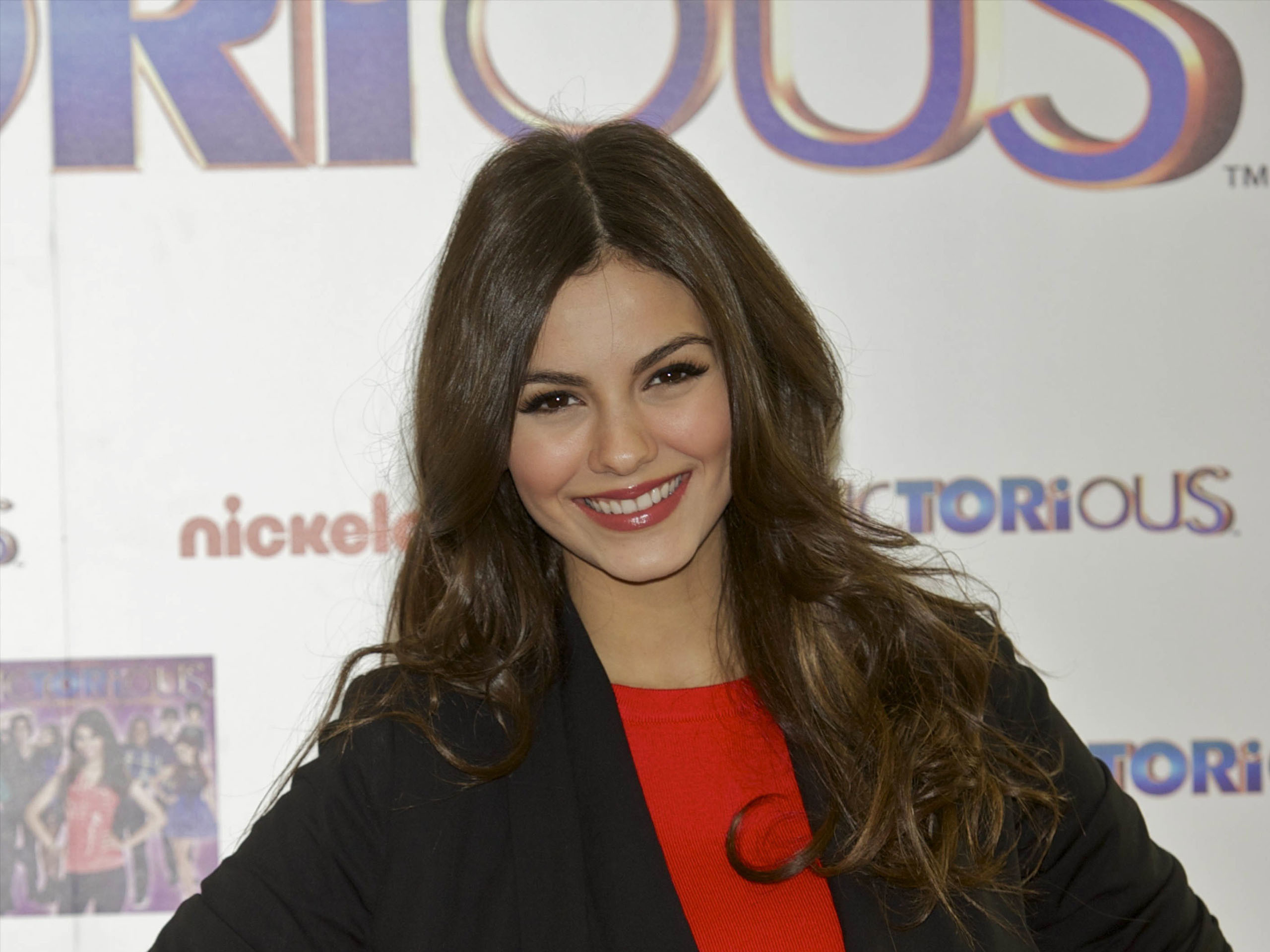 2560x1920 victoria justice wallpaper PIXYMOTION.com - Incredible Full HD pictures and  wallpapers .