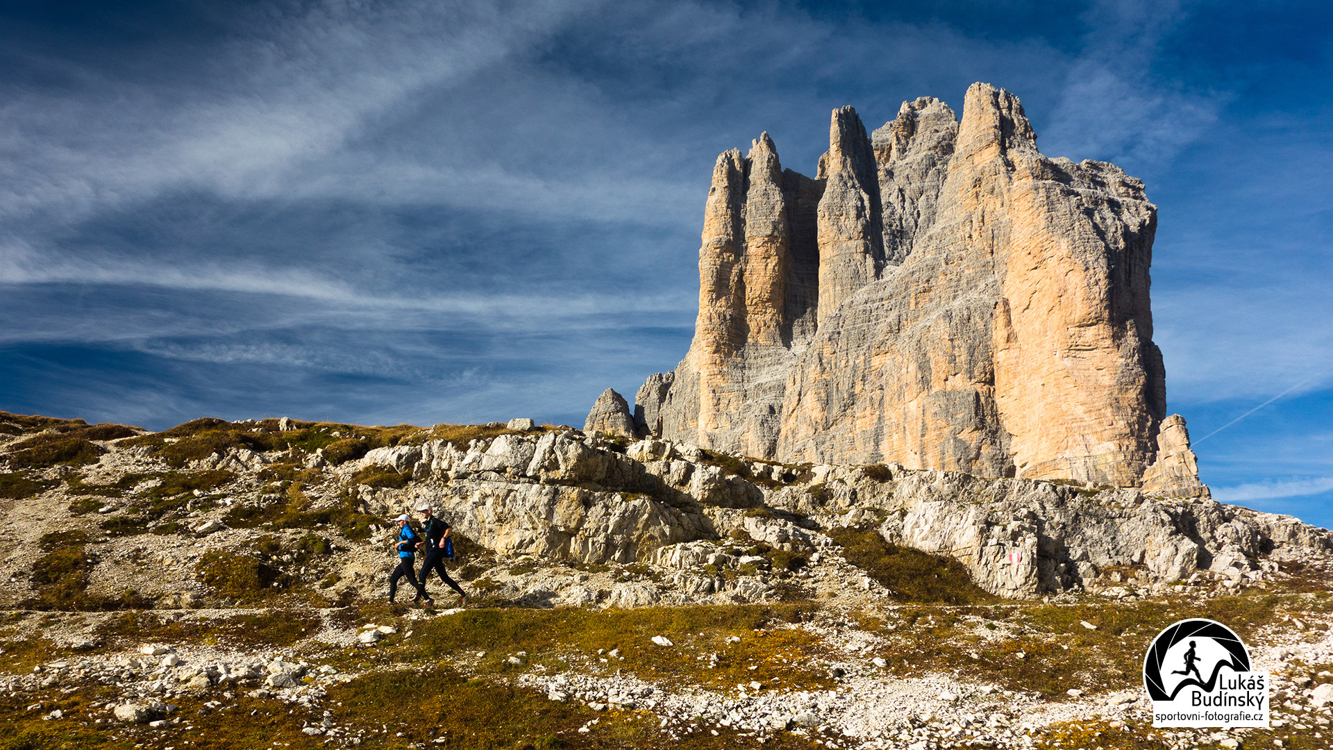1920x1080 Trail running in dolomites. StÃ¡hnout: 1920px, 1366px ...