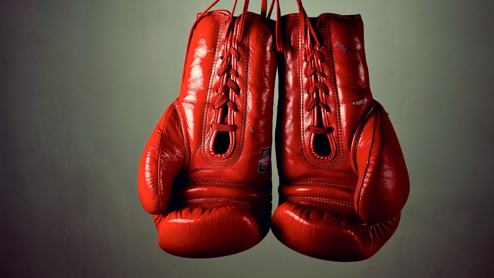 1920x1080 wallpaper.wiki-Red-Boxing-Gloves-Background-PIC-WPB008619