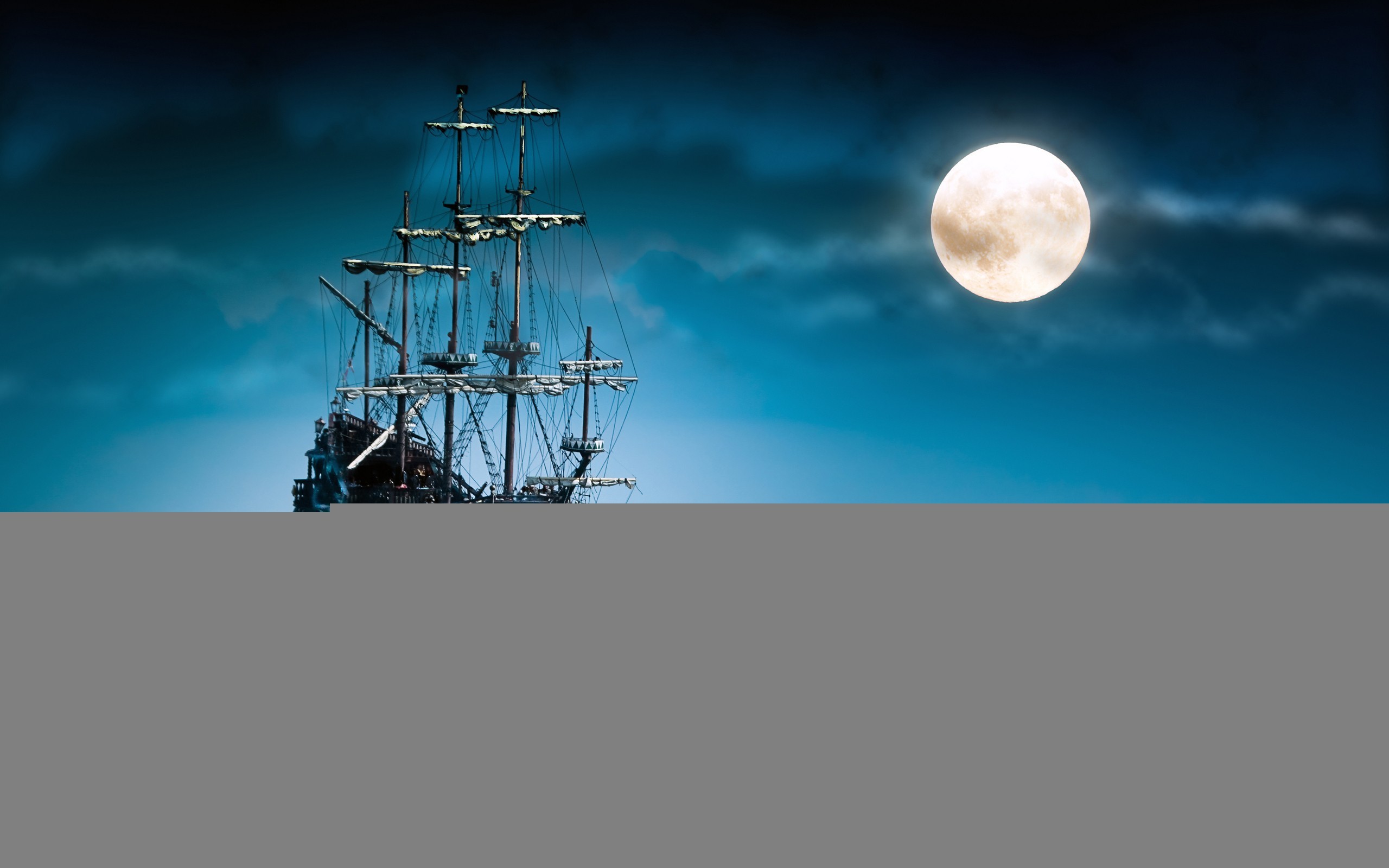 2560x1600 Ship In Full Moon Night