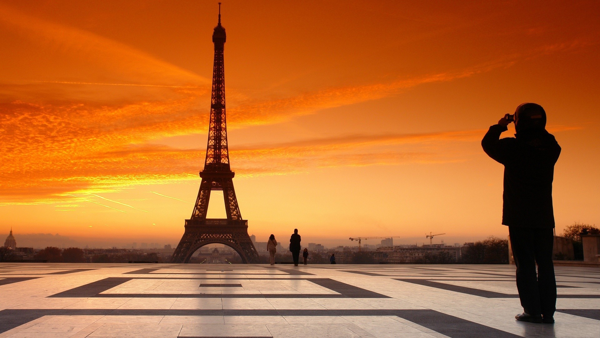 1920x1080 Eiffel Tower Wallpaper Sunset