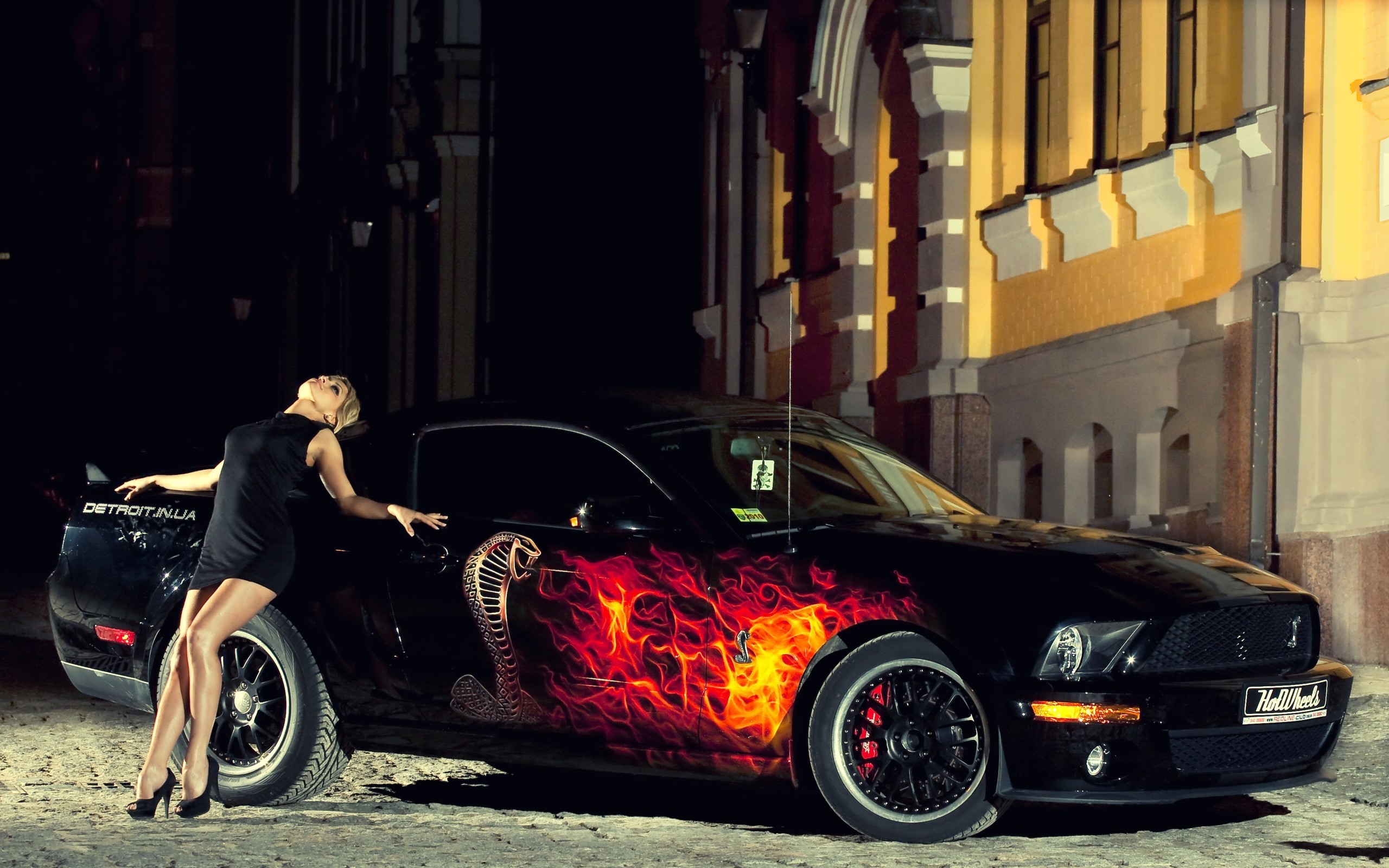 2560x1600 Flaming Cobra Mustang