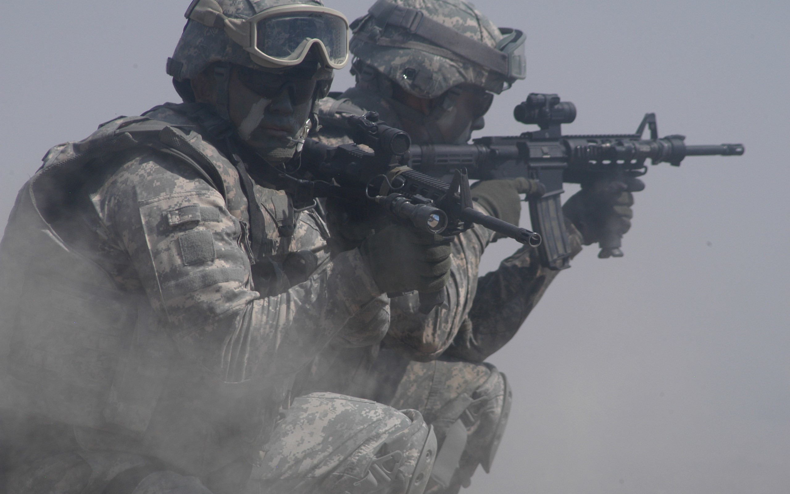 2560x1600 HD Widescreen Wallpapers - soldier pic,  (468 kB)