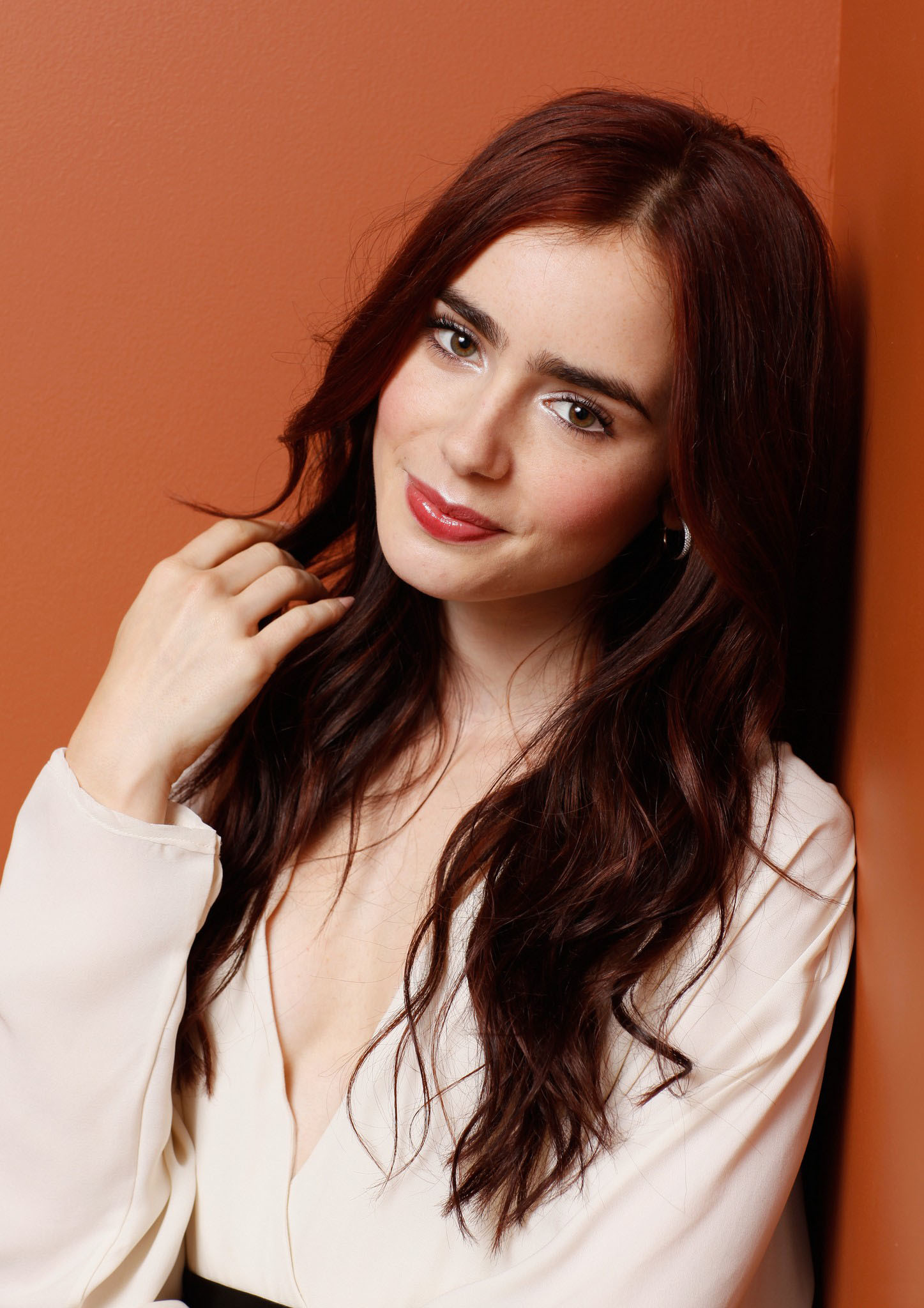 1447x2048 Lily Collins