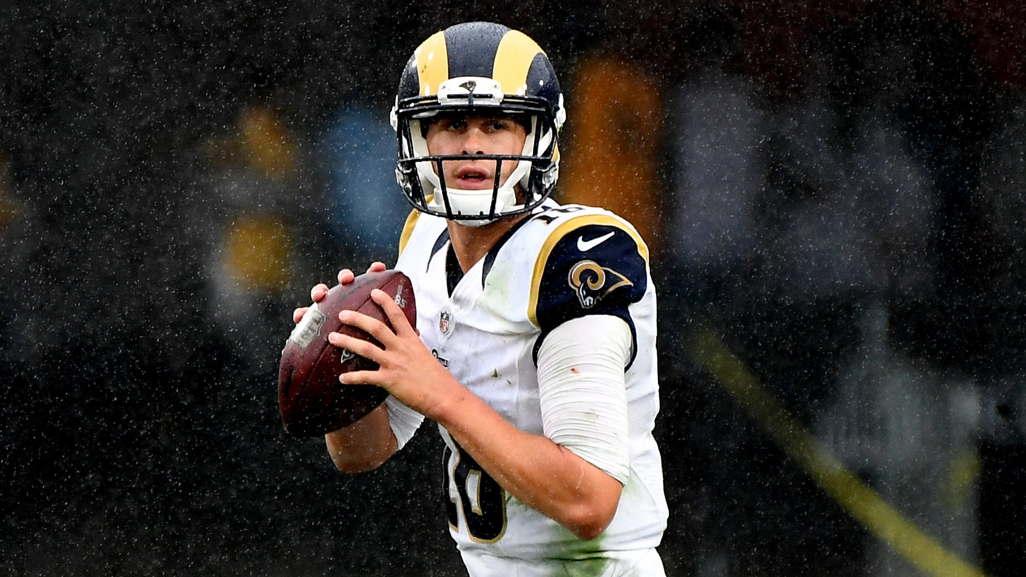 2048x1152 Jared Goff makes his debut, but the Rams don't really let him play