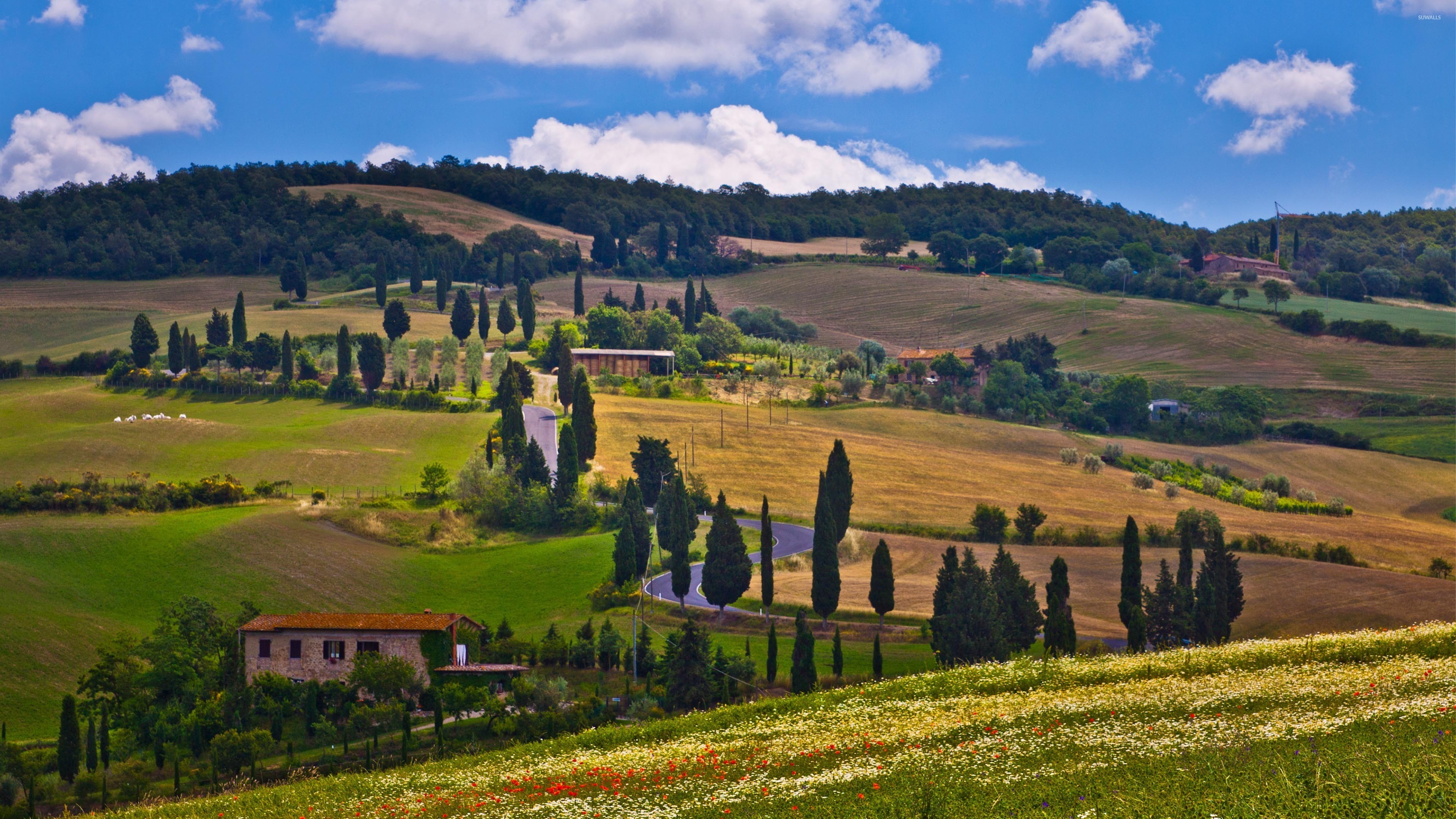 3840x2160 Tuscany valley wallpaper