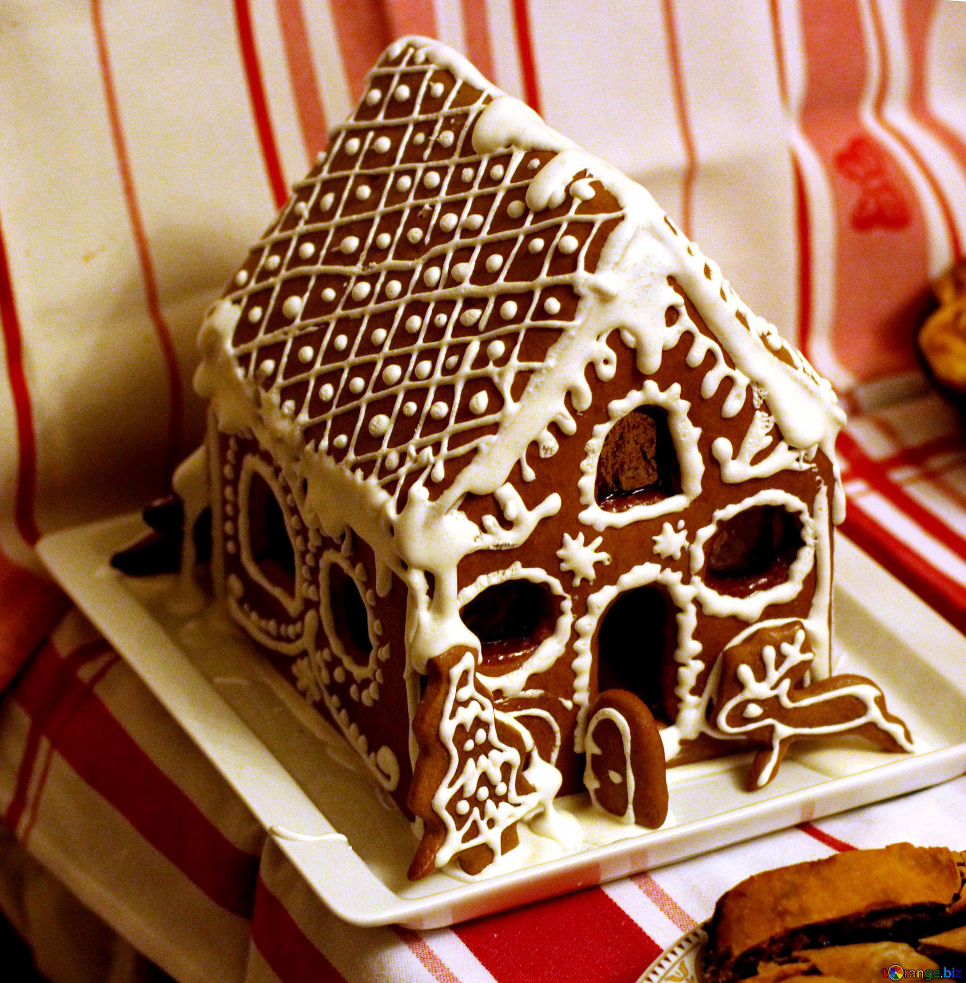 1920x1954 Gingerbread house