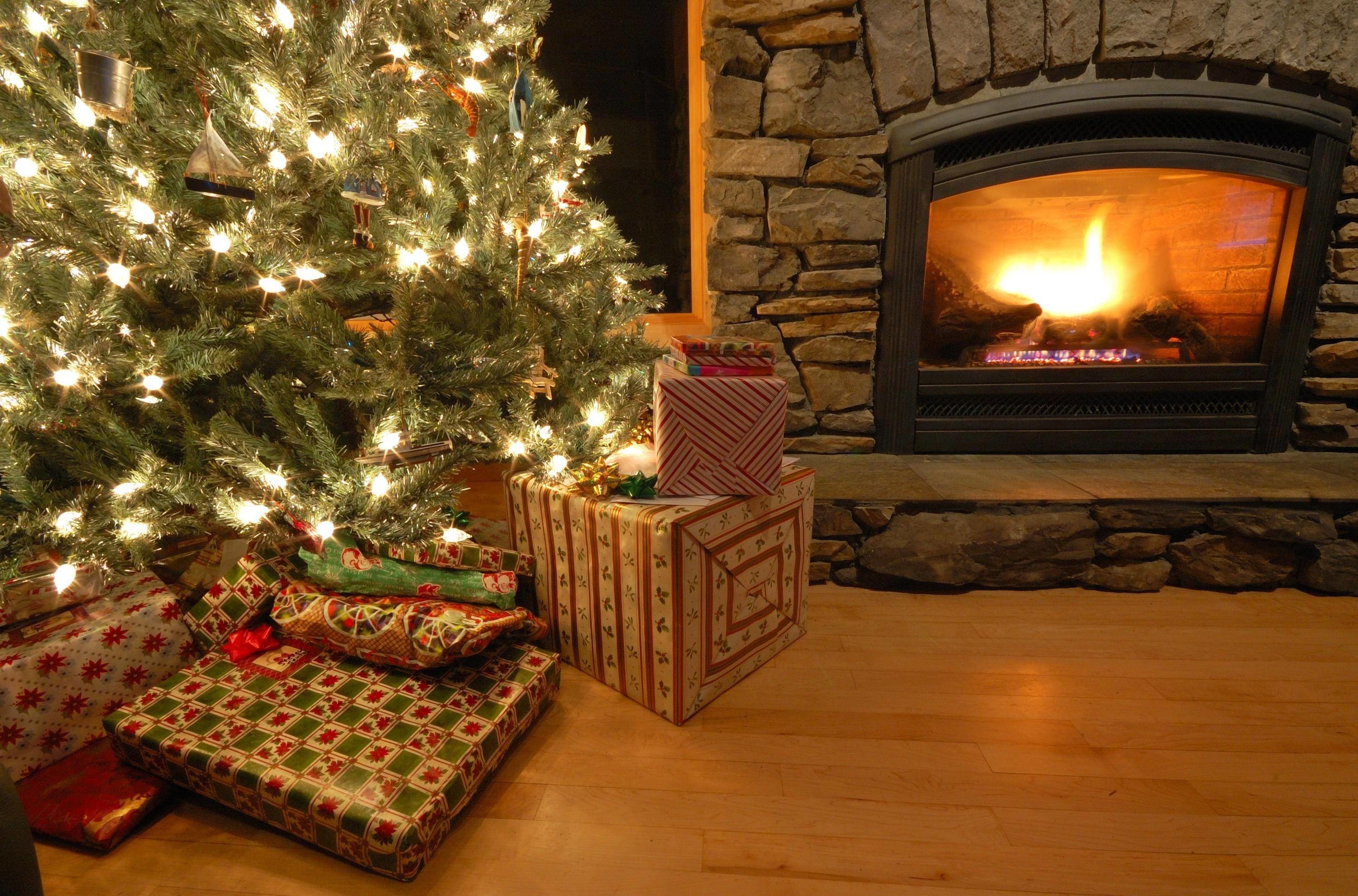 3000x1980 Christmas Tree And Fireplace Background (06)