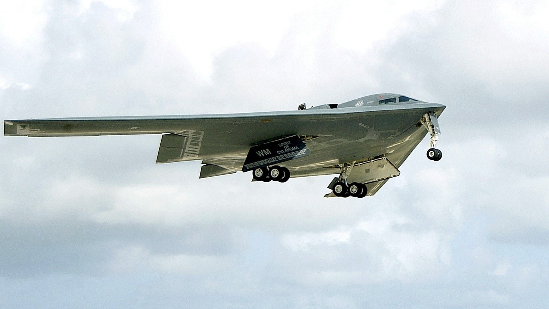 1920x1080 Military - Stealth Aircraft Bomber Aircraft Military Wallpaper