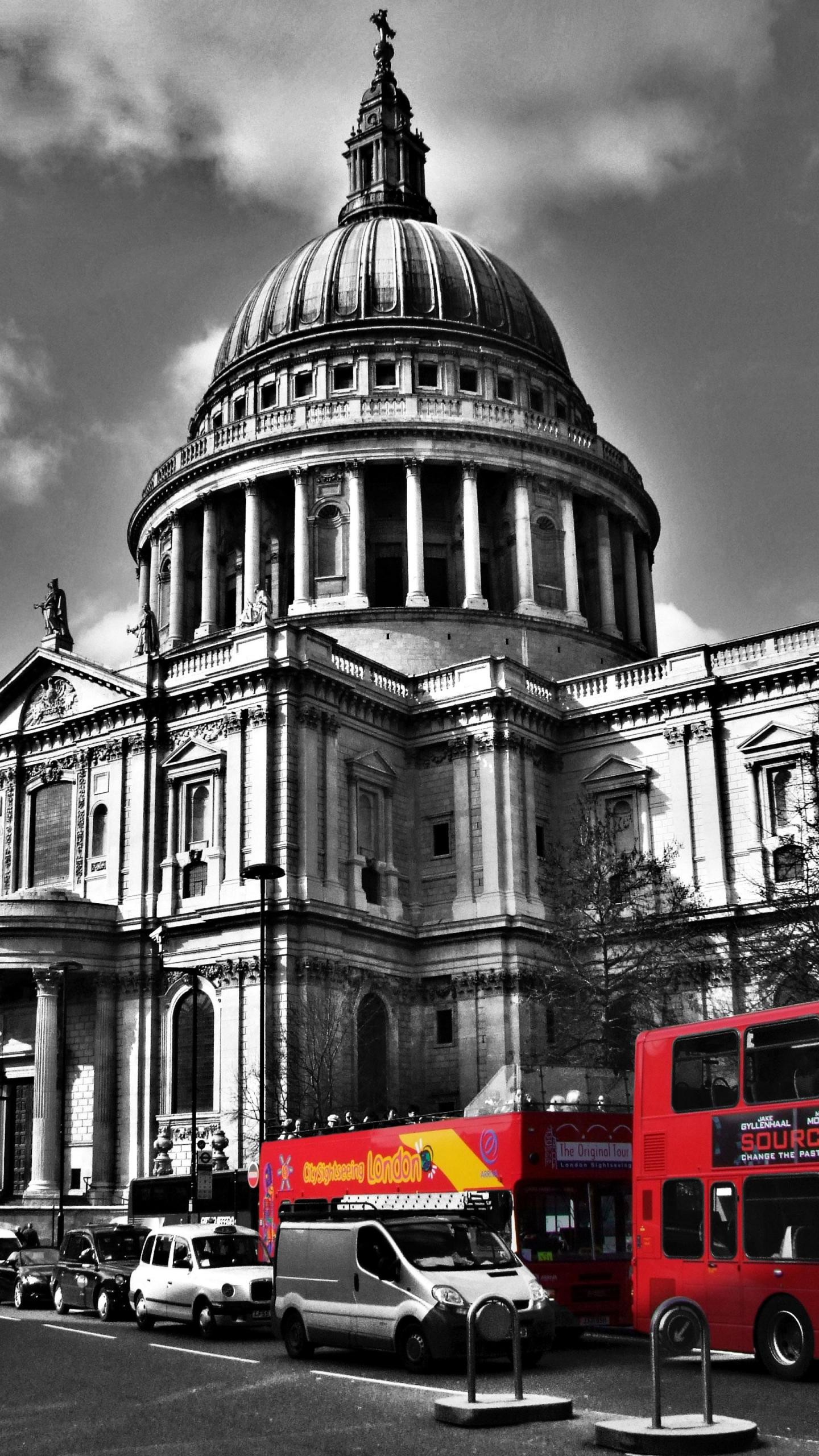 1440x2560 London black and white red wallpaper for Samsung Galaxy s6 .