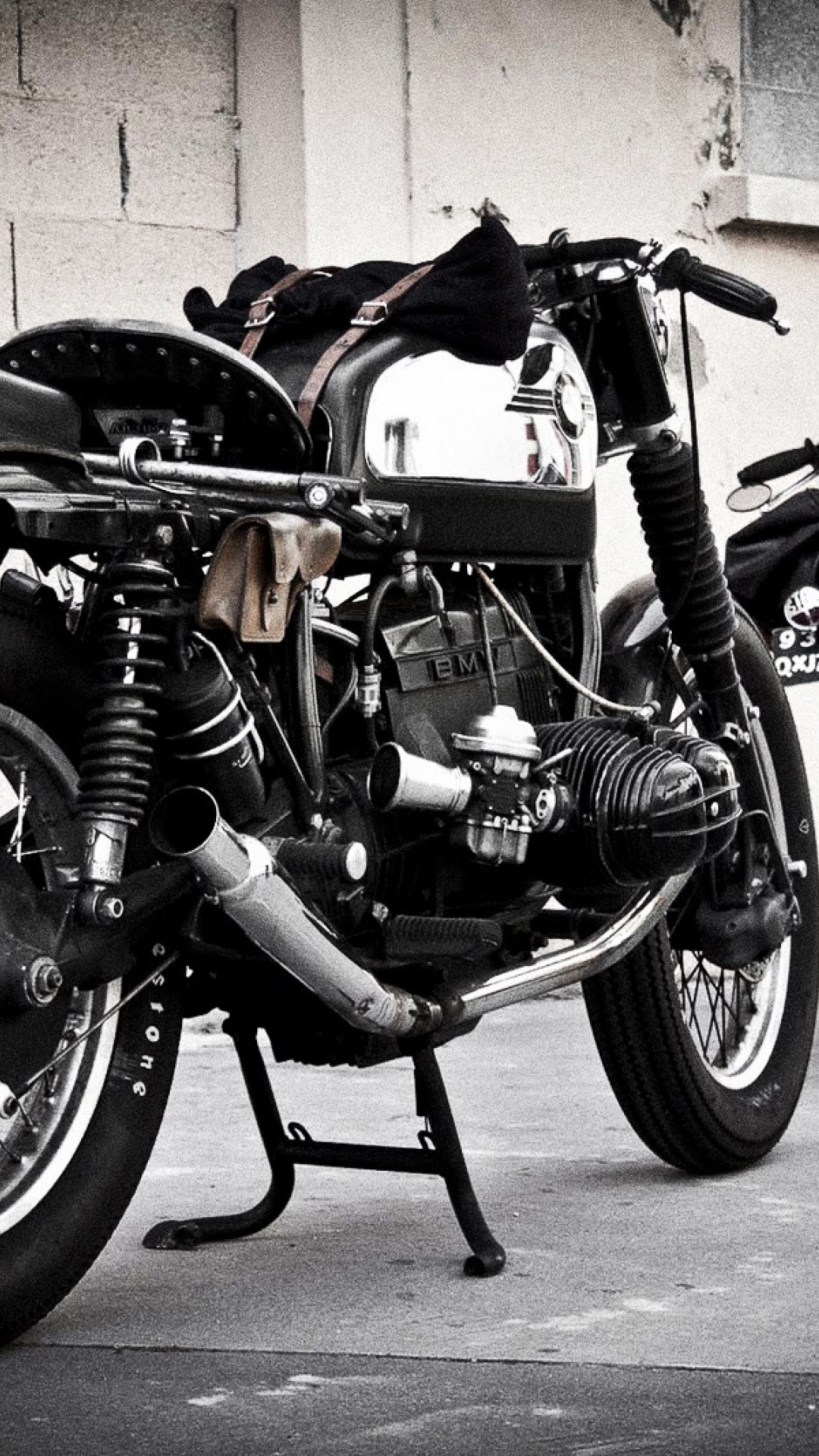 1080x1920 Download classic bmw cafe racer