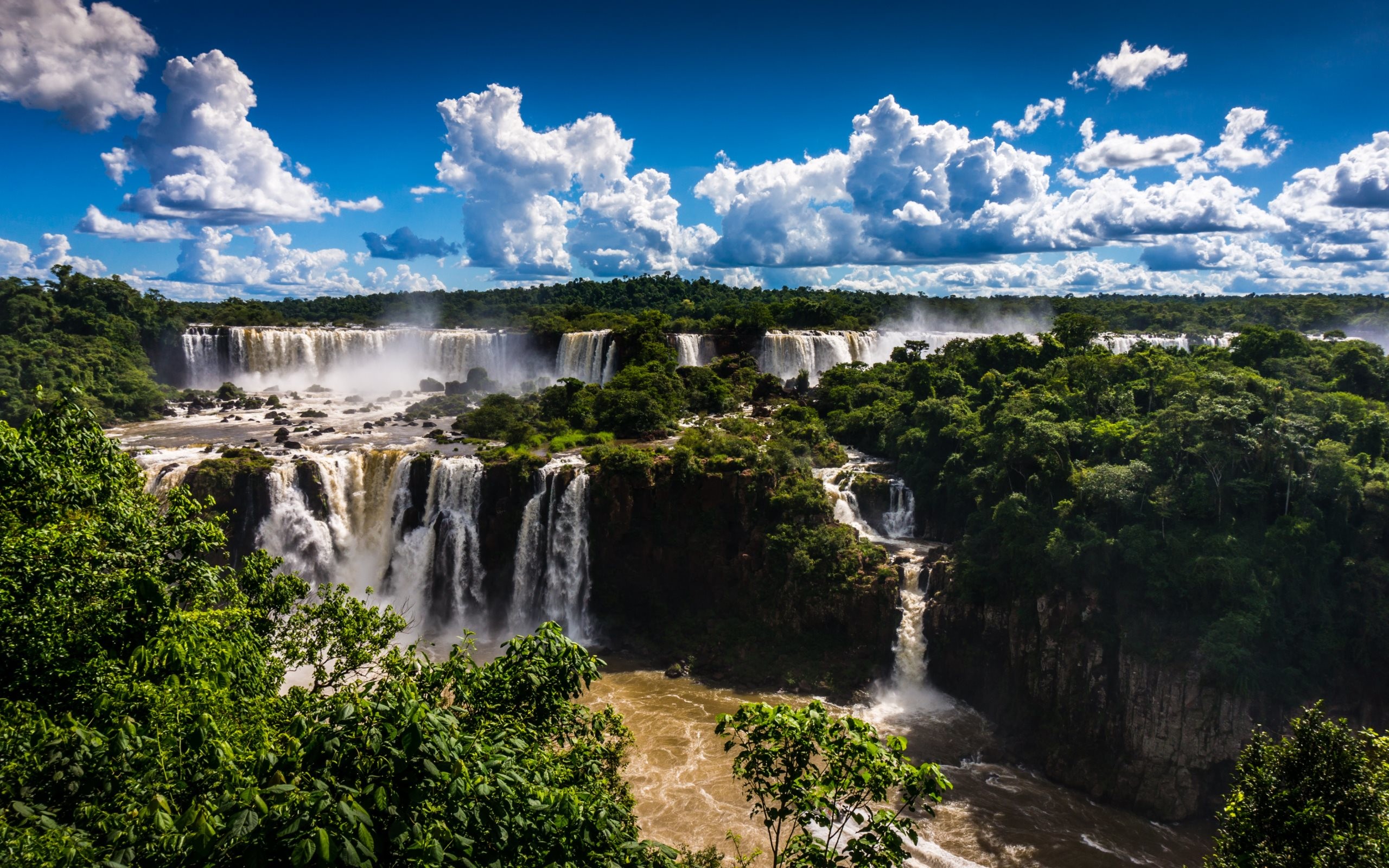 2560x1600 Iguazu falls in the 2nd wallpaper optimized to fit in any modern phone,  tablet and desktop background