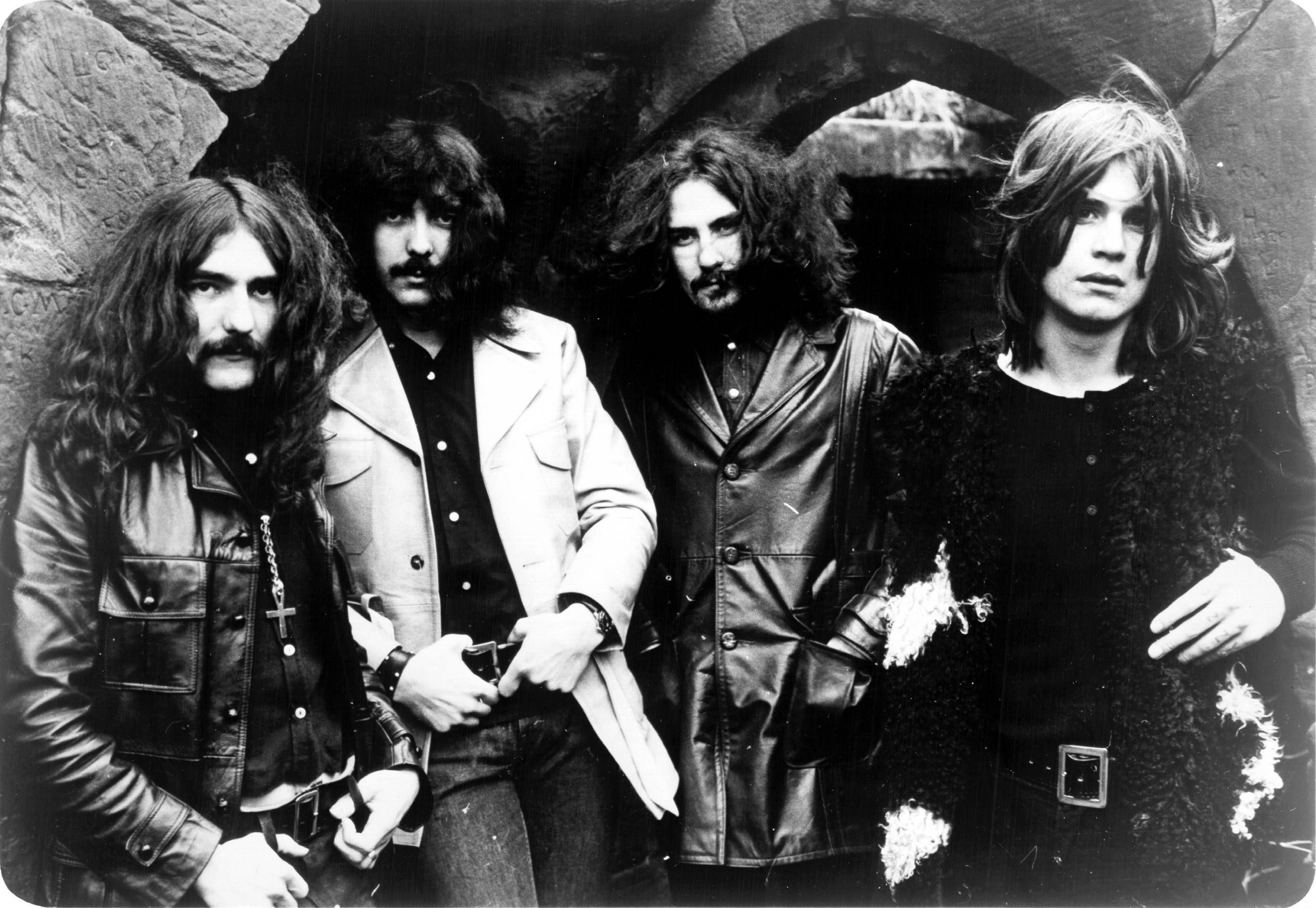 2600x1794 Black Sabbath, 1970