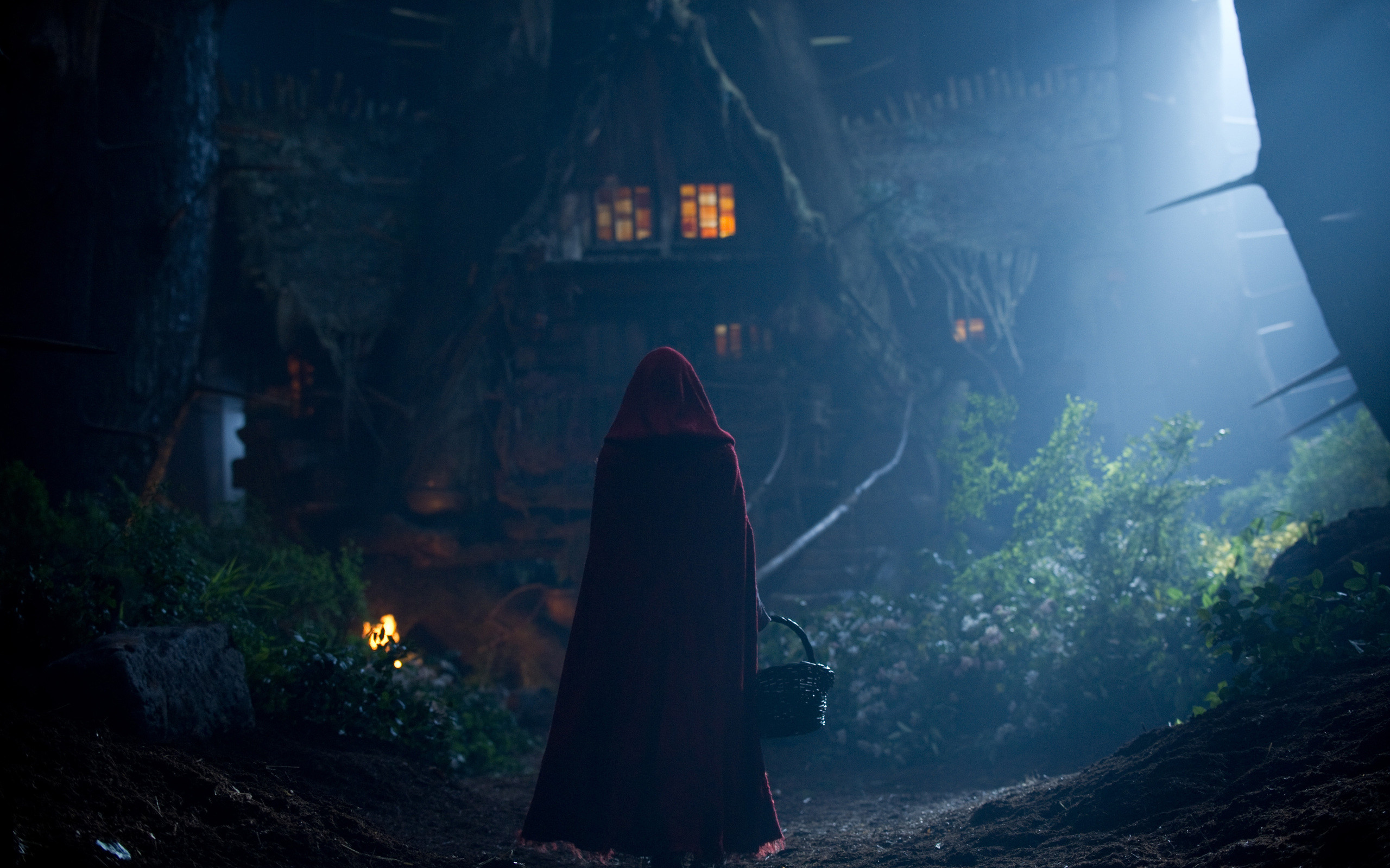 2560x1600 Movie - Red Riding Hood Wallpaper