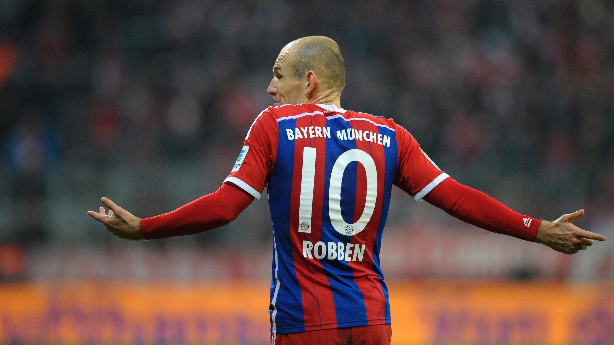 2560x1440 Bayern Munich Arjen Robben Running Wallpapers: Players, ...