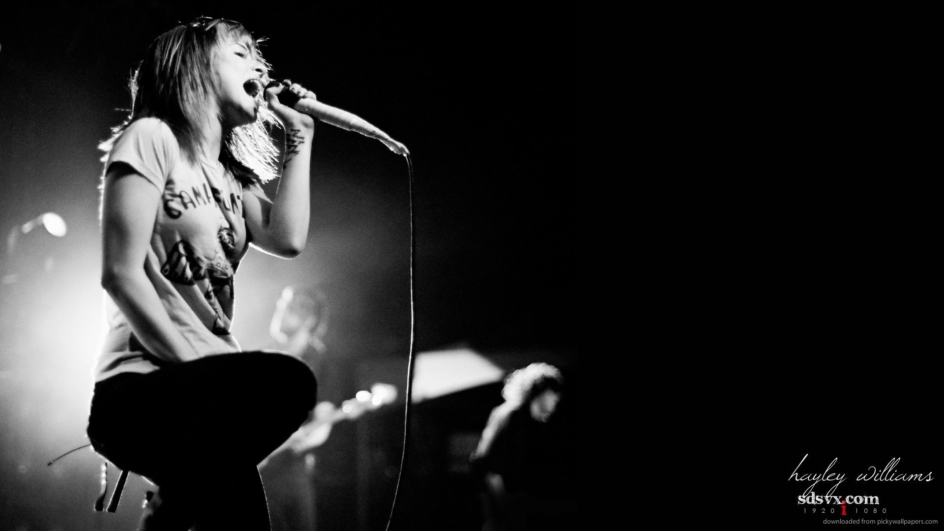 1920x1080 Grayscale Hayley Williams picture