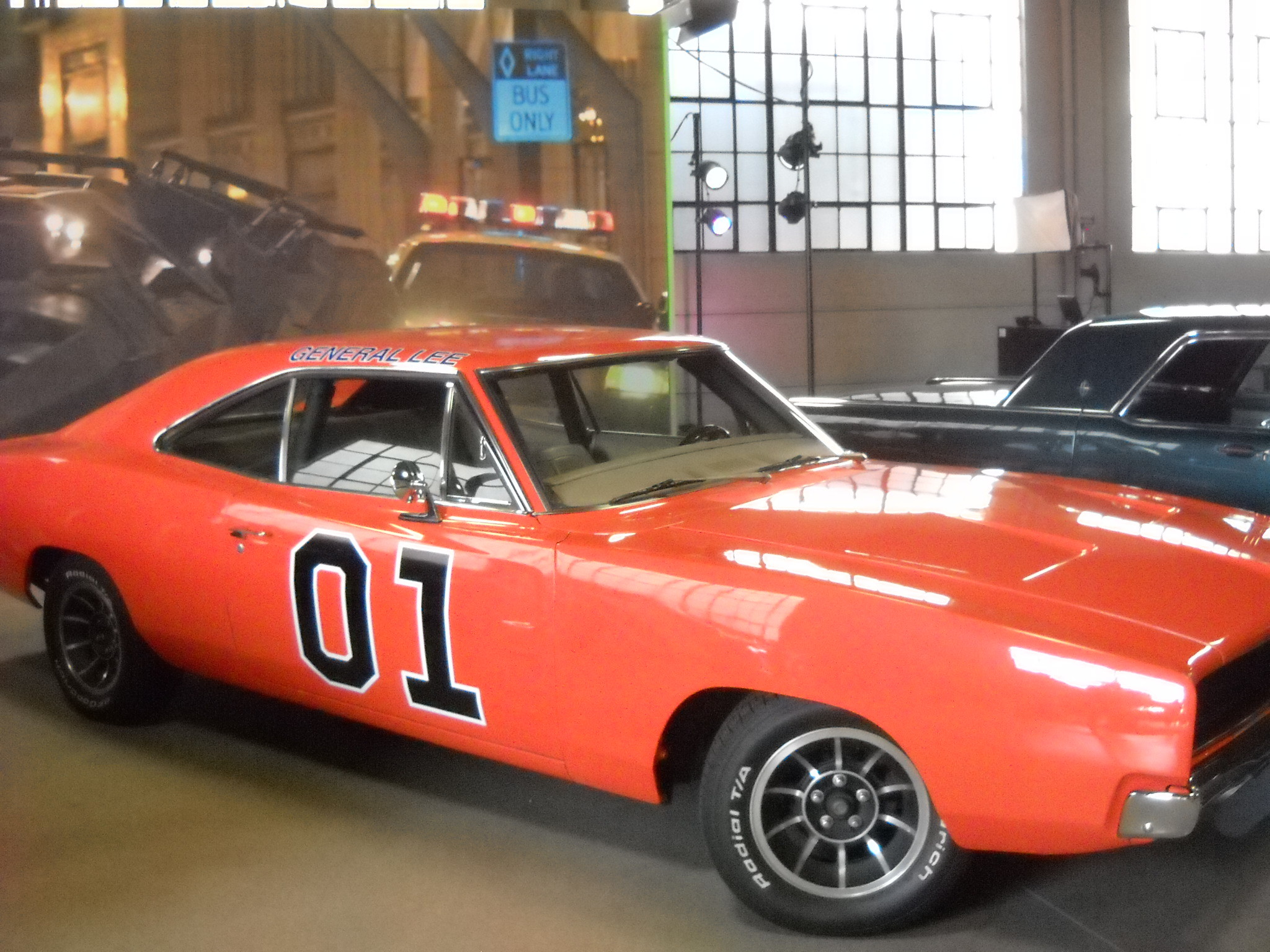 2048x1536 General Lee Dodge Charger